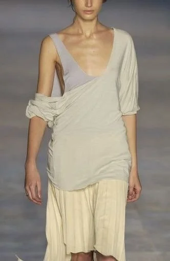 Chloé Spring 2003.jpeg