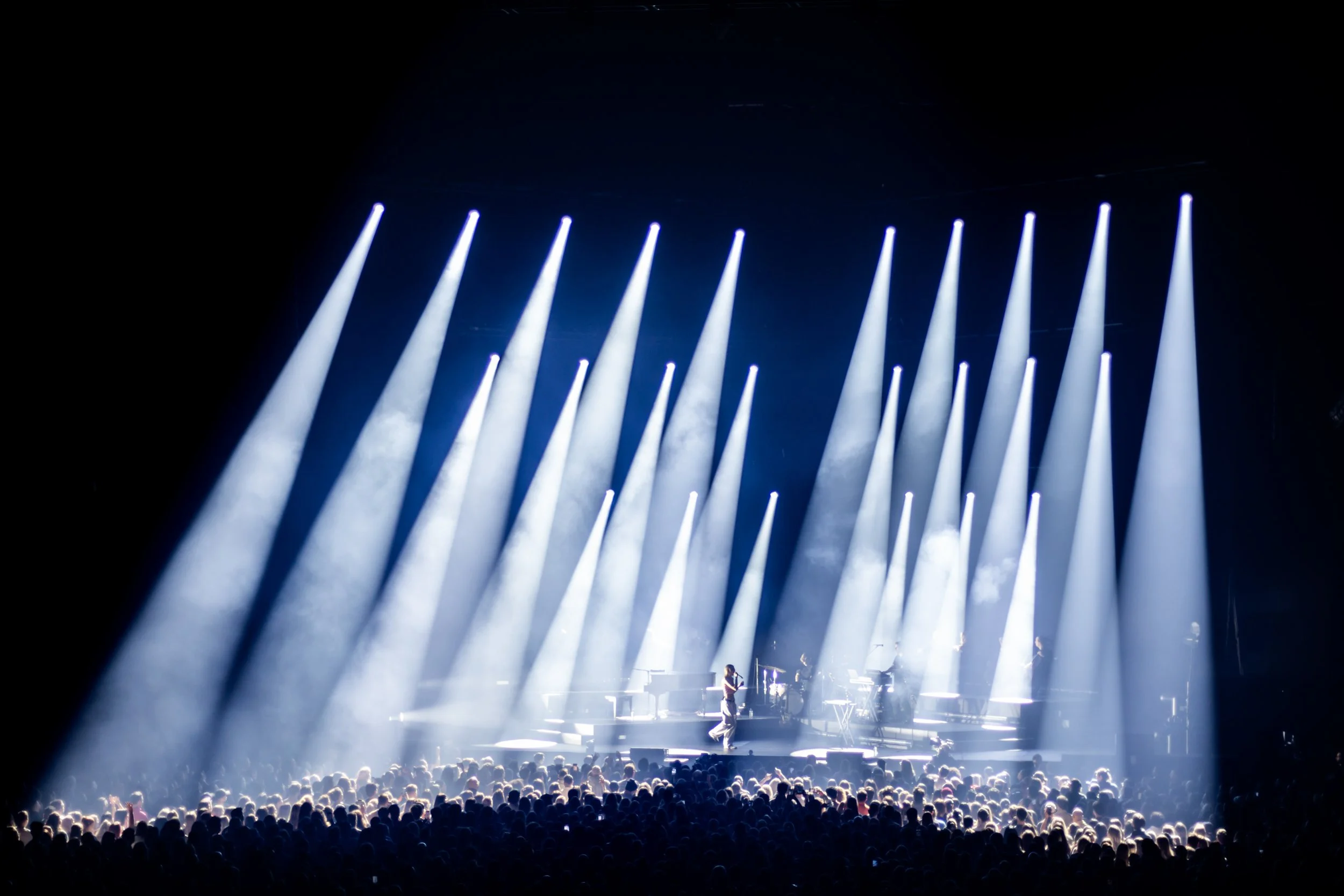 Charlotte Cardin LIGHTBOUND 18.jpg