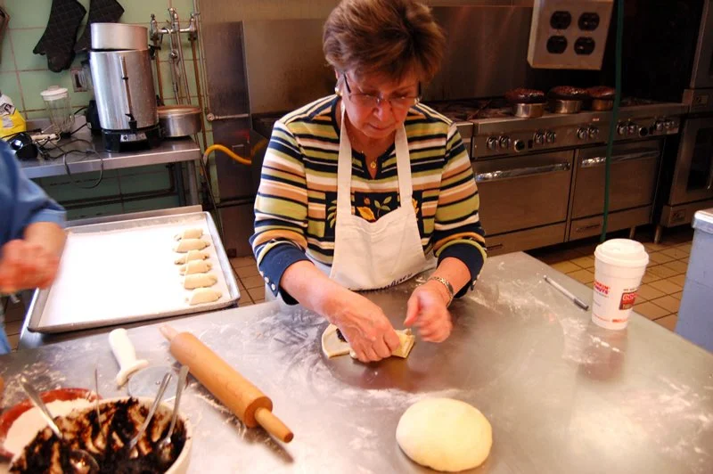 Easter Baking 2014 (14).JPG
