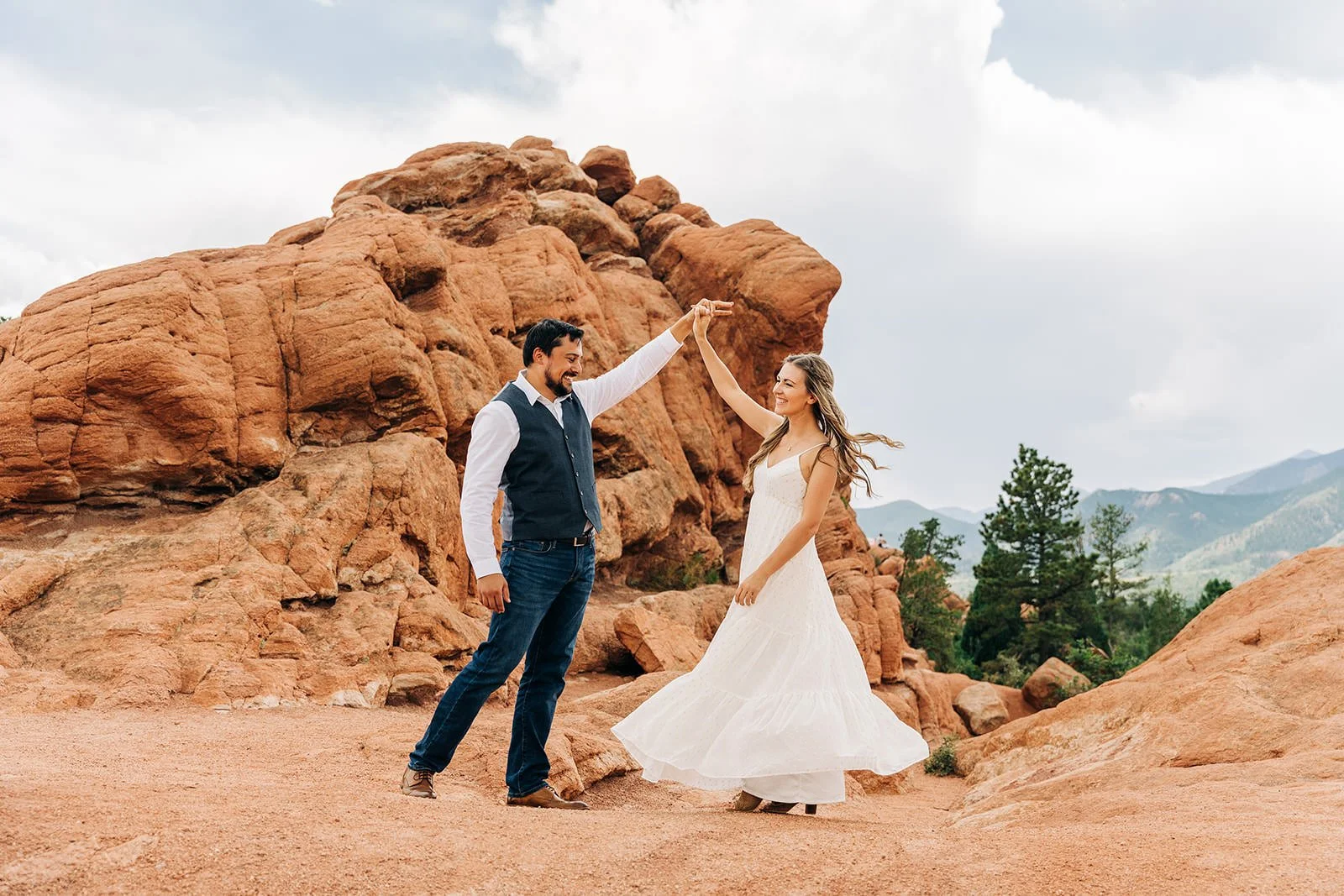 Plan a Wedding at Garden of the Gods