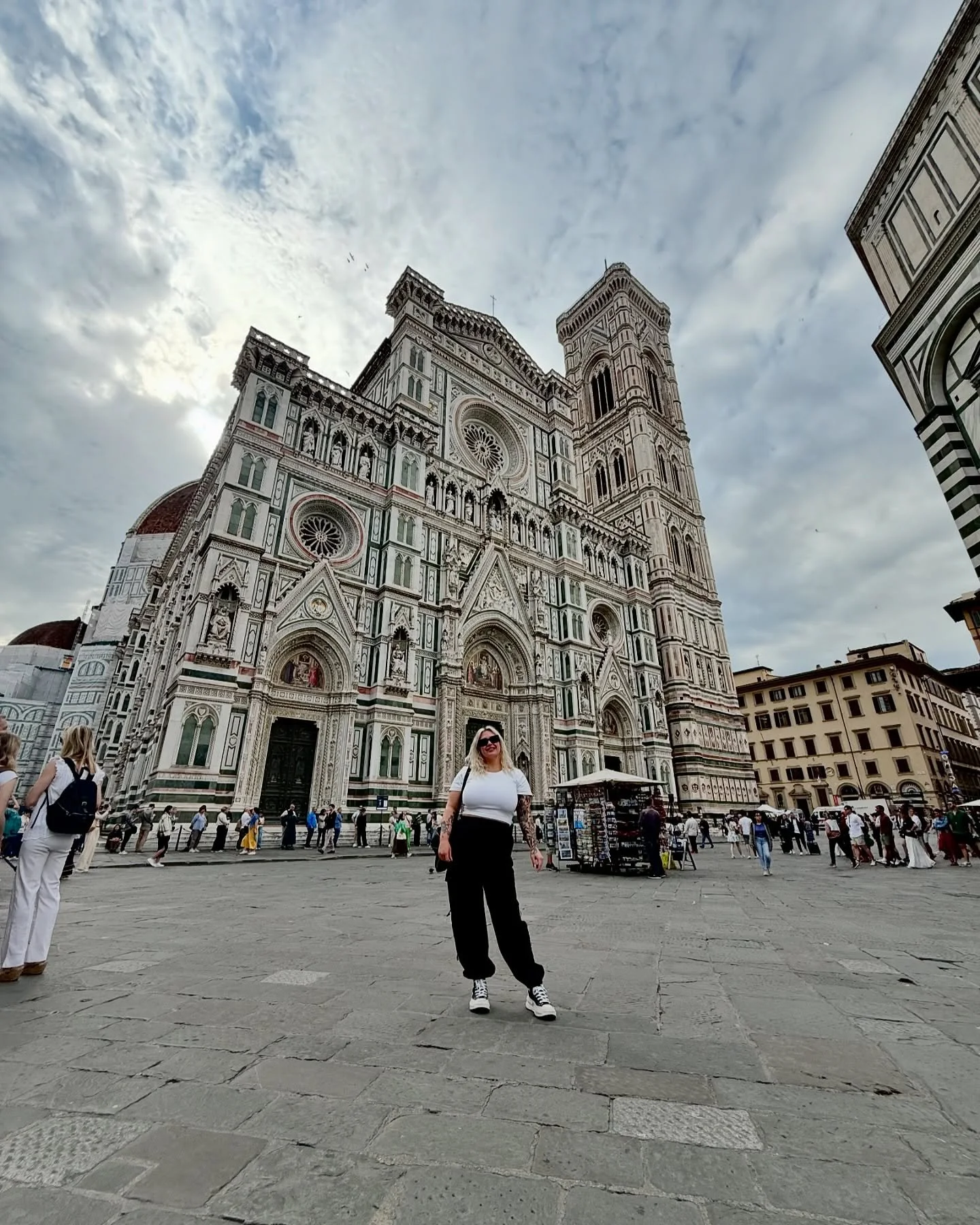 Less brows, more pasta 🤌🏻

The trip of a lifetime with my amore @dc1385 🖤