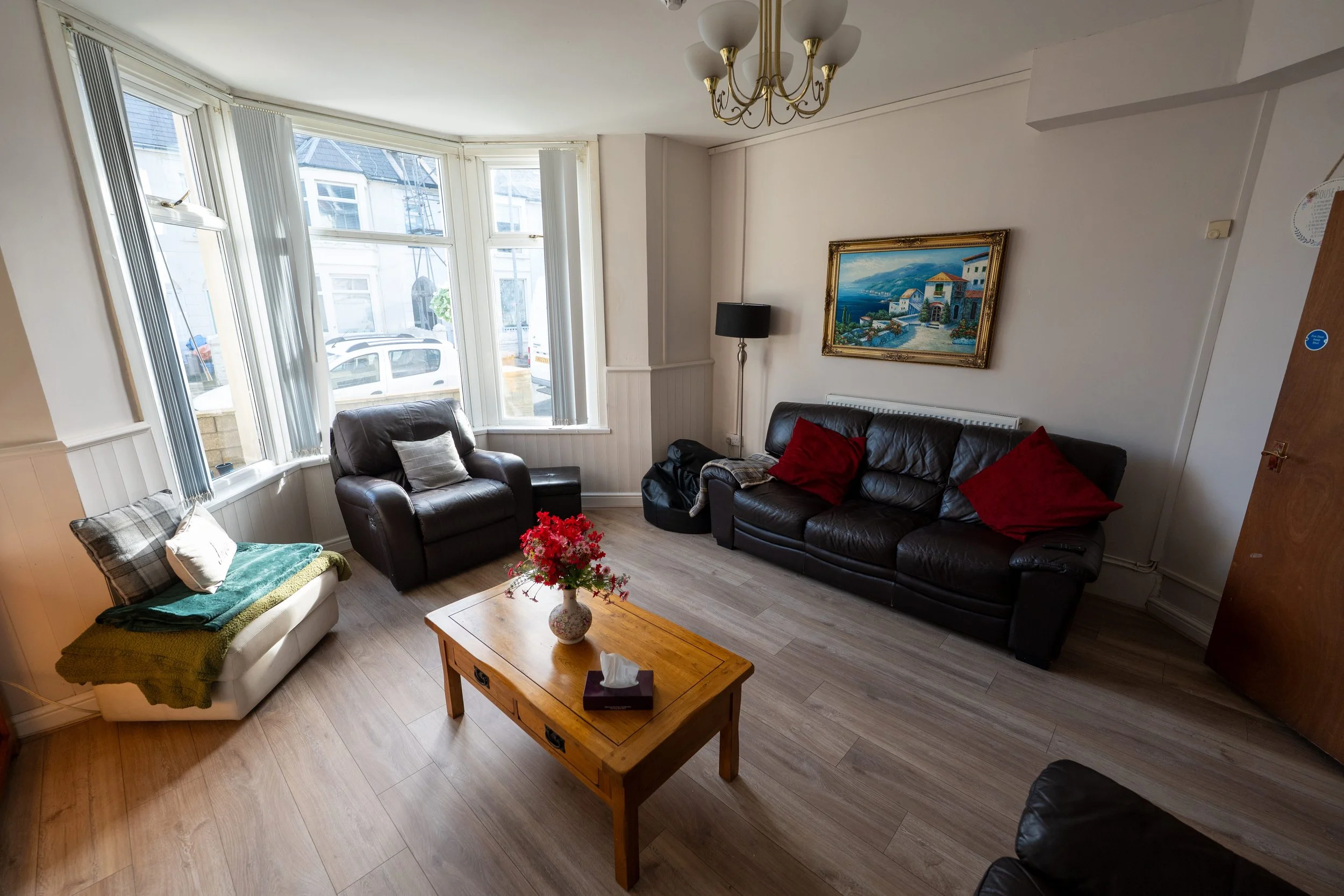 House Lounge 2.jpg