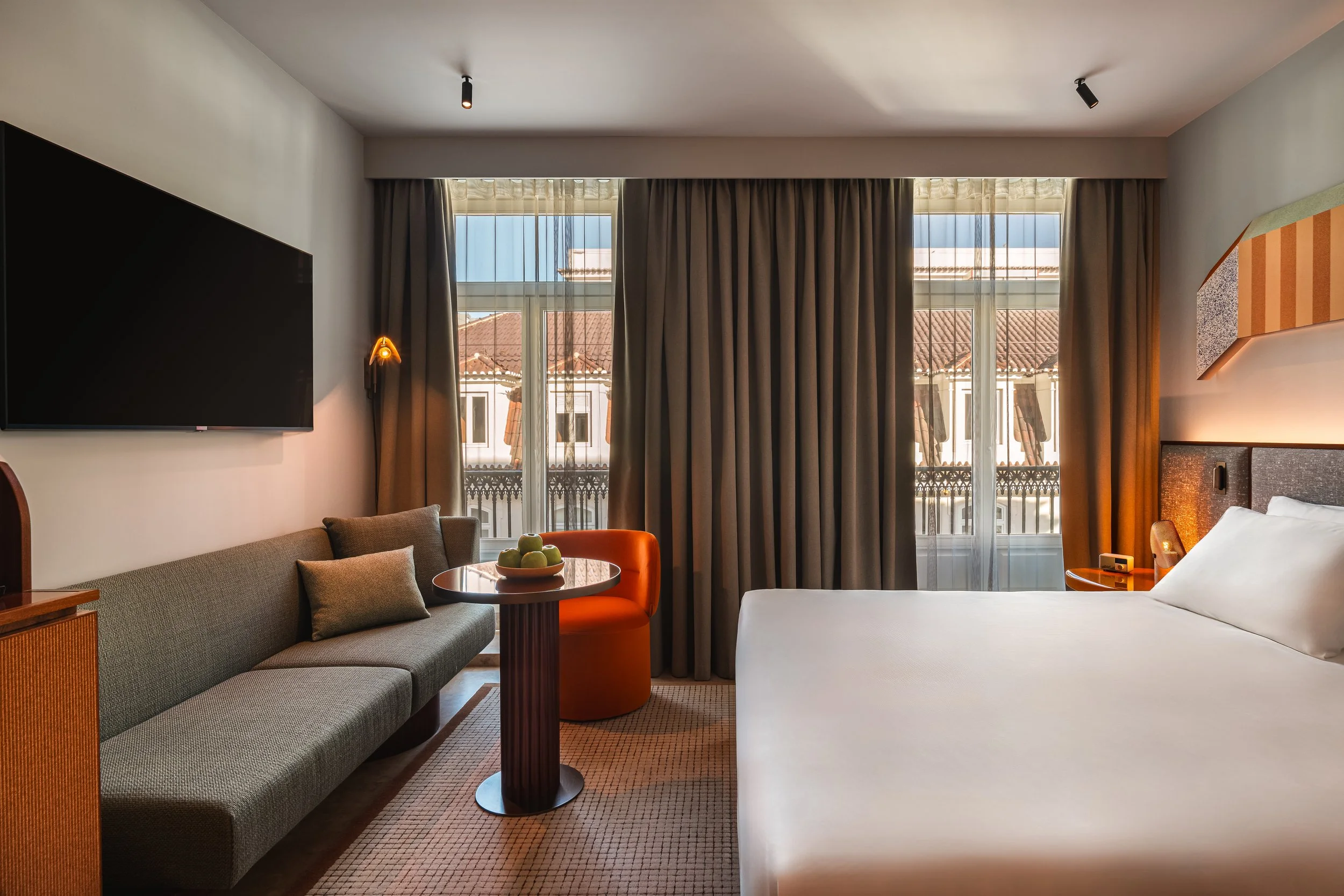 King Bed Rua Augusta View Deluxe Room