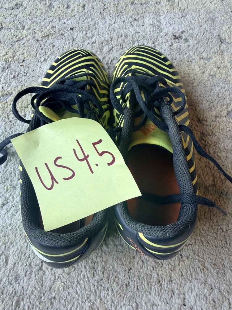 Adidas black/yellow cleats, US 4.5