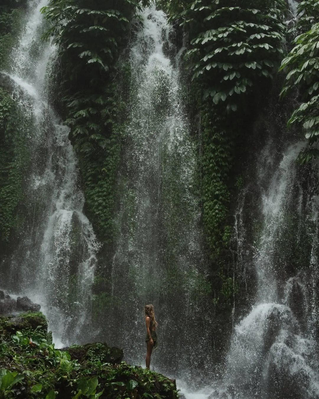 bali_waterfall3.jpg