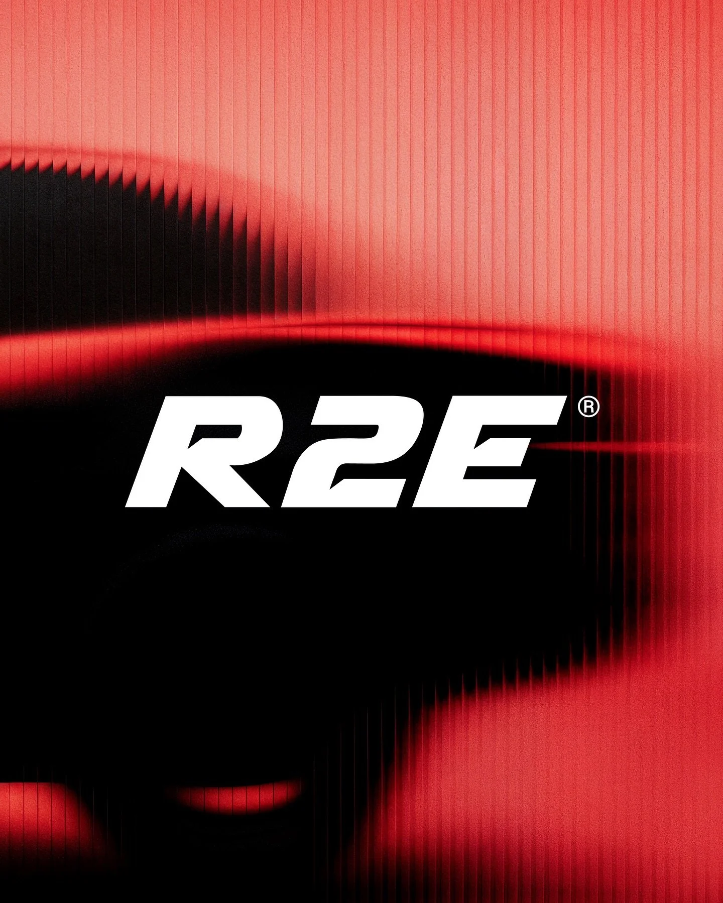 @r2elimpieza_automotriz es una marca ecuatoriana con producto sólido, visión clara y un sistema visual que ya no acompañaba su crecimiento.
En Intelligentzia, analizamos sus fortalezas, sus códigos actuales y su entorno c