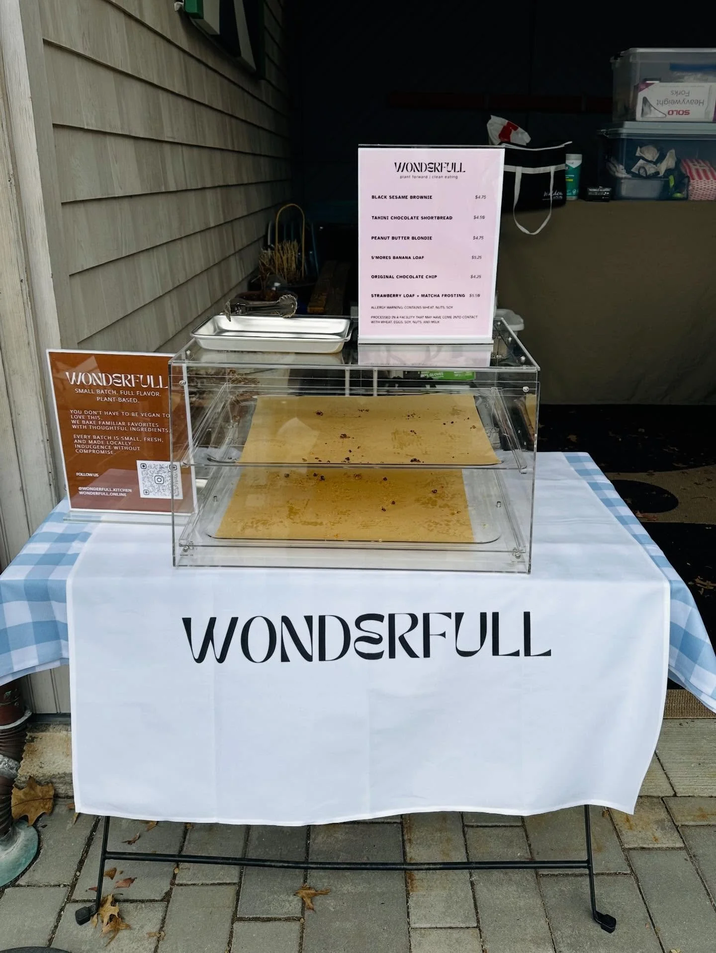 Sold Out! Wow, this was totally unexpected! Thank you to everyone who came out! 

Black Sesame Brownie was the crowd favorite, with S&rsquo;more Banana Loaf as a close second. Since you all enjoyed the Strawberry Loaf with Matcha Frosting so much, it