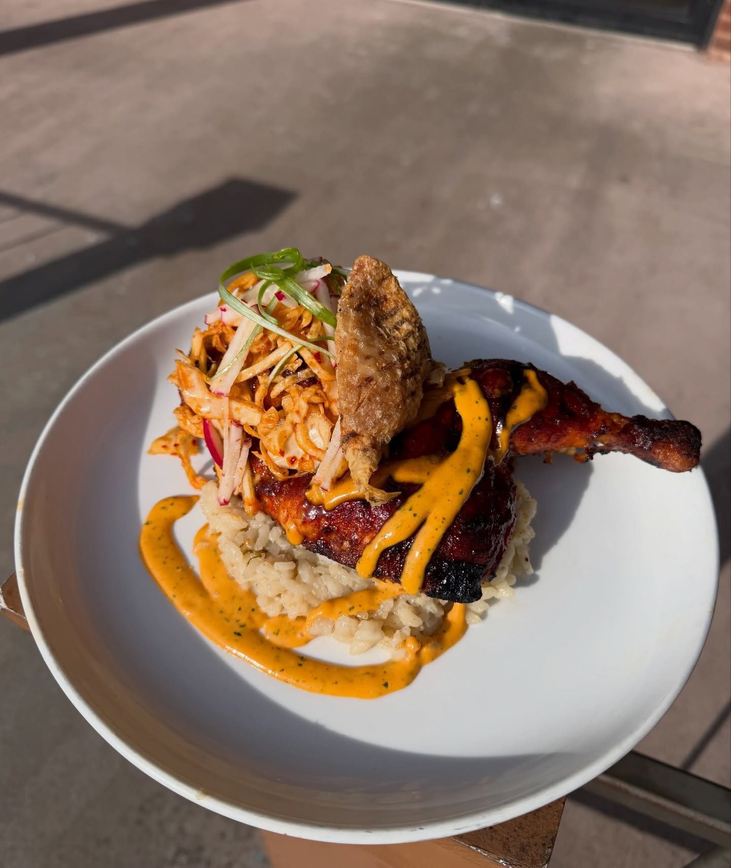 🚨Friday night special! 🚨

Korean bbq half chicken
Coconut rice 
Chili crisp slaw 
Sriracha mayo