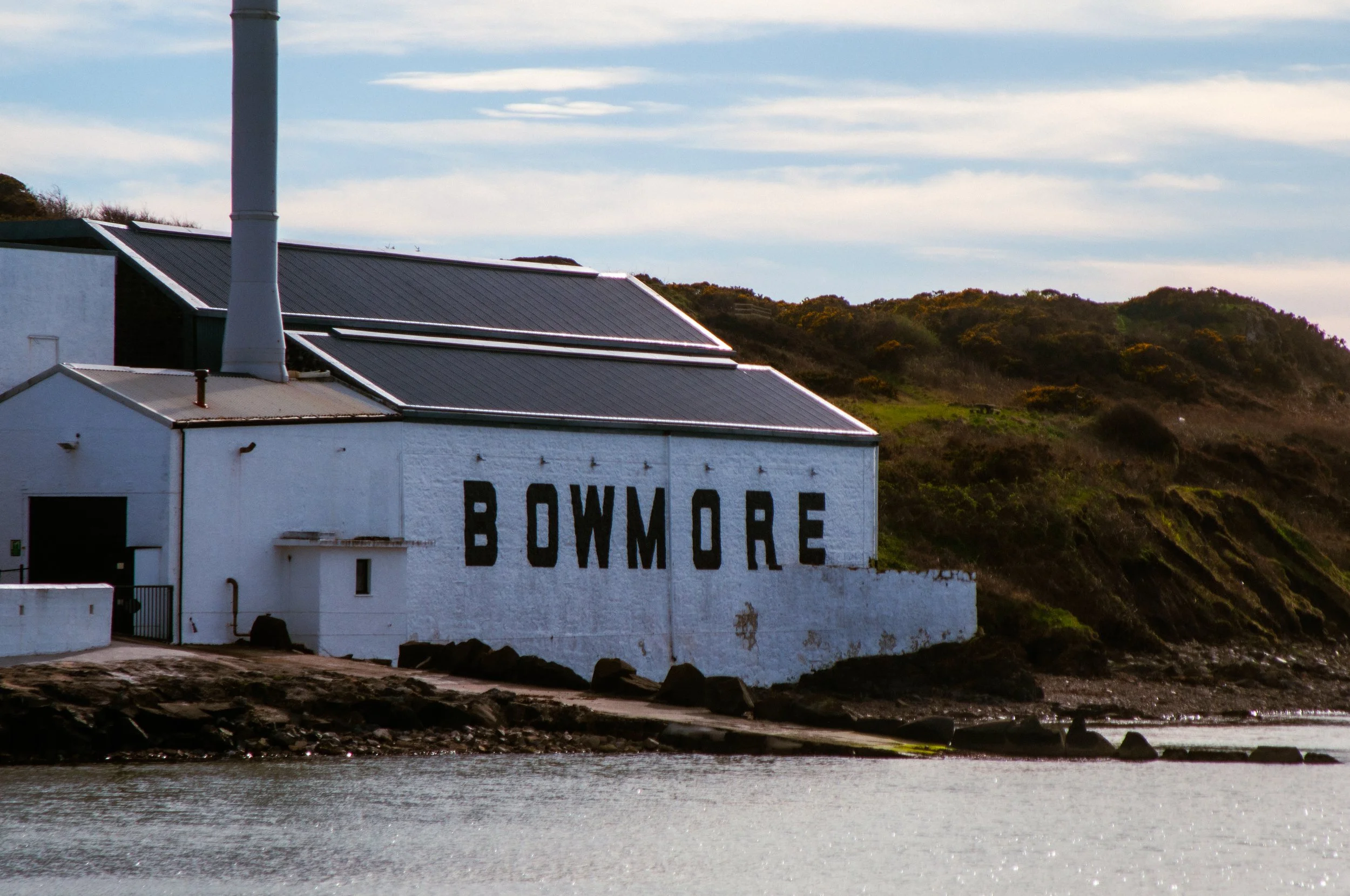 The Malt Hunter_Bowmore_b2.jpg