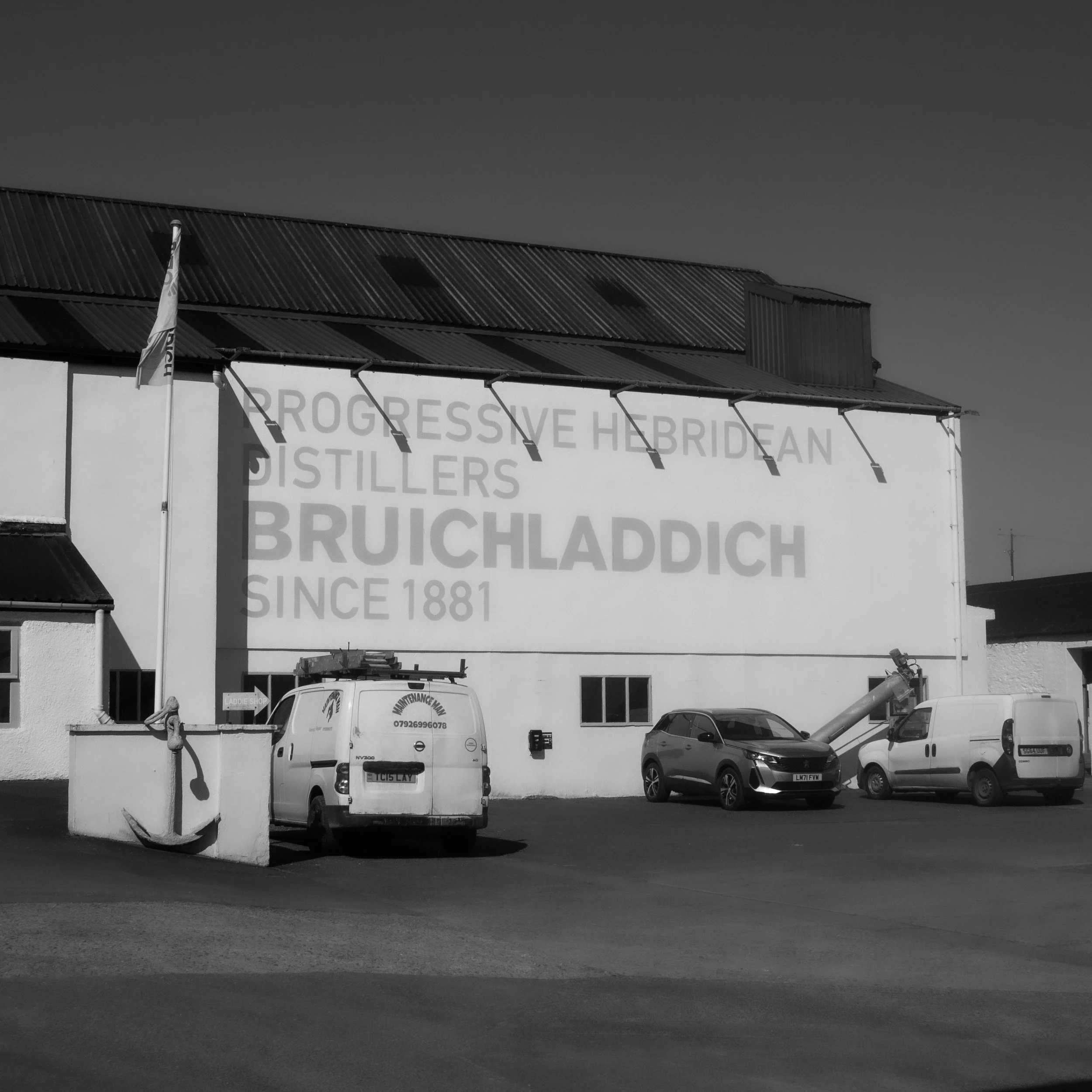 The Malt Hunter_Bruichladdich_b18.jpg