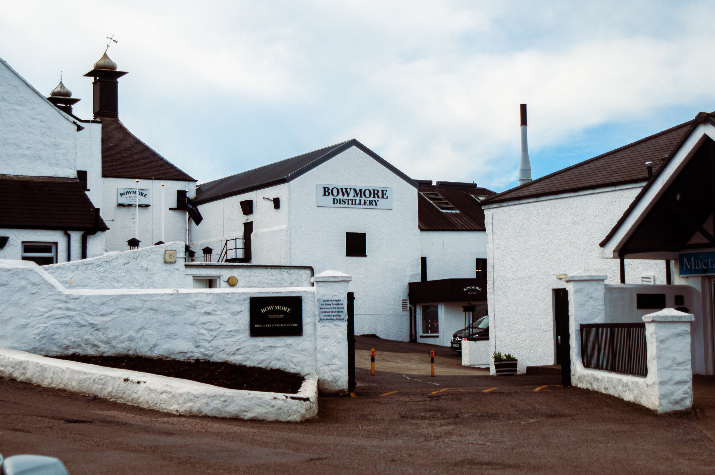 The Malt Hunter_Bowmore_b4.jpg