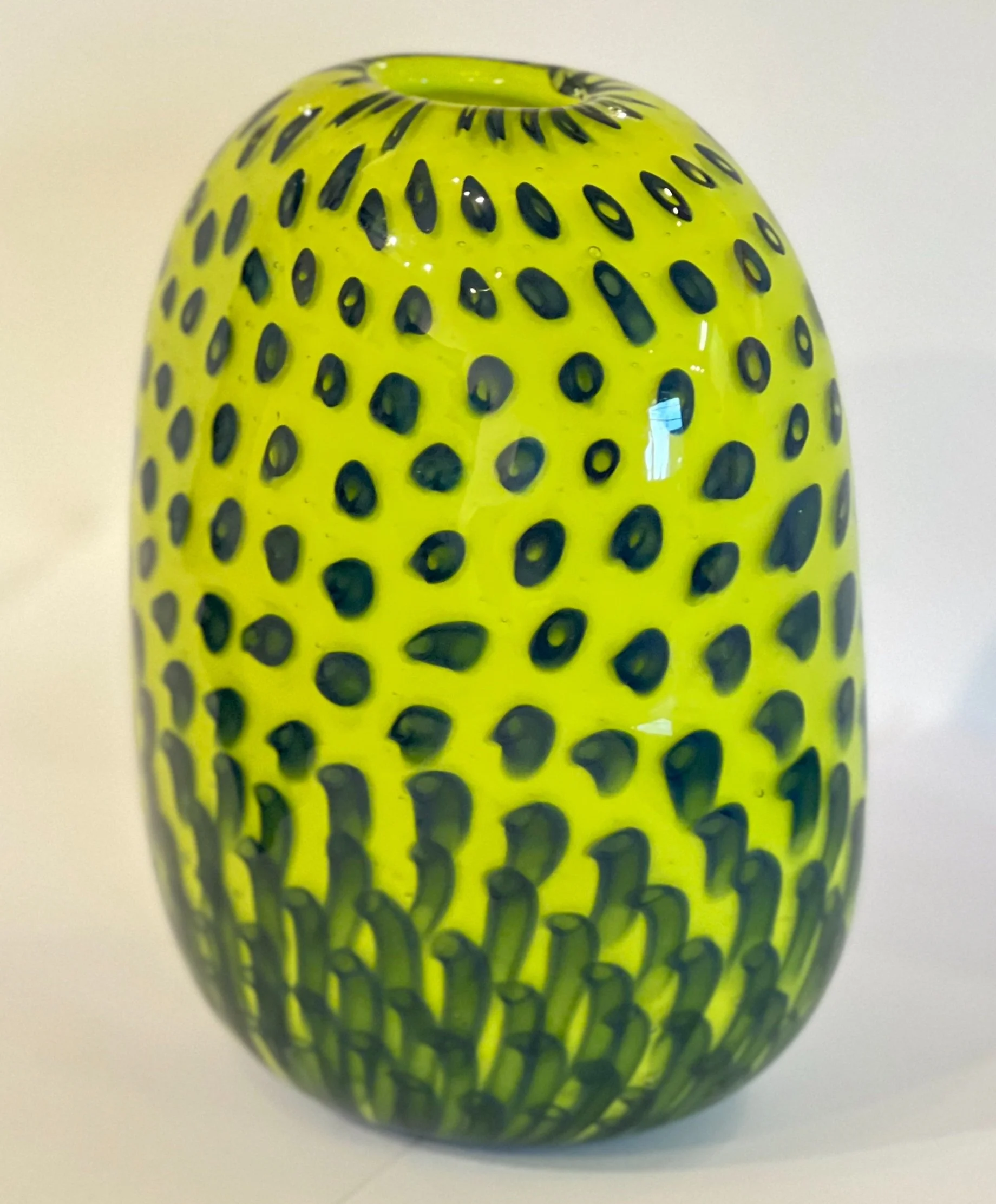 Murrini+Work%2C+Chartruese+%26+indigo+seapen+form%2C+8_+high+x+4.5_+wide%2C+%24450.jpg