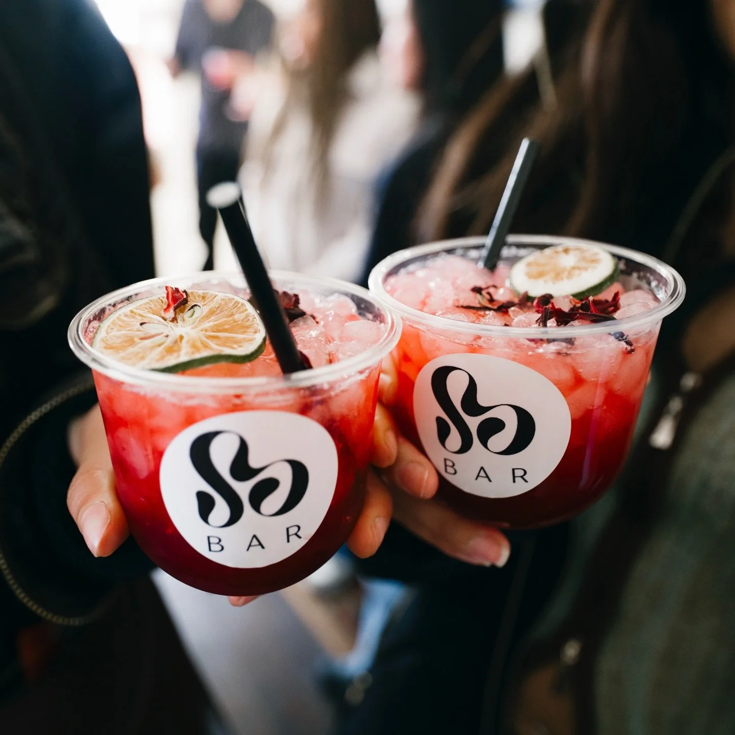 MEET HIBISKISS 😚🌺

#ColumbusWedding
#SignatureWeddingDrink
#WeddingMocktails
#SoberWedding
#MocktailBar