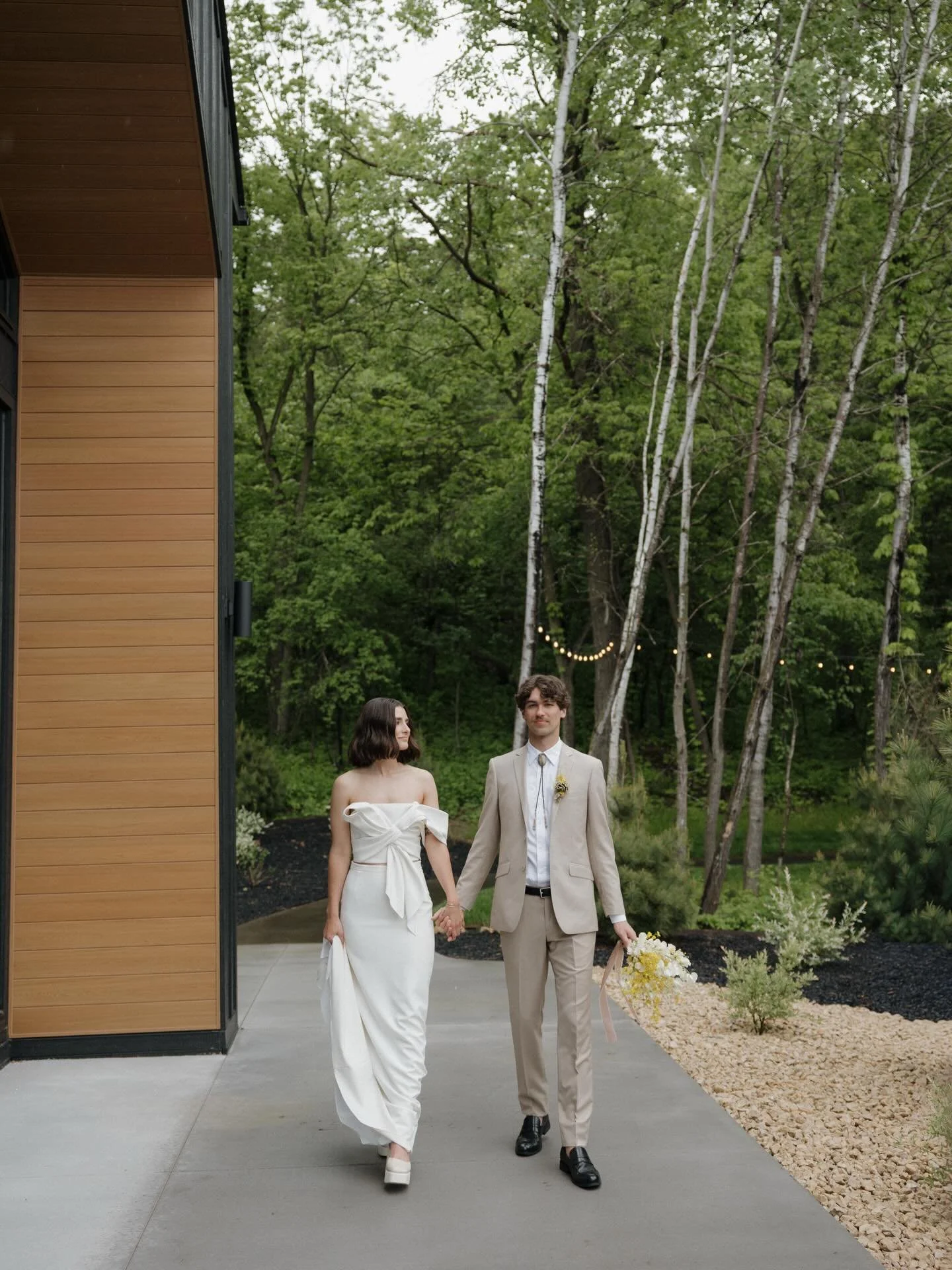 H + C

It&rsquo;s often the little moments &mdash; the quiet walks together from one thing to the next on your wedding day &mdash; that, when you look back, become some of your most cherished memories from the day. 

Venue: @woodsandcoweddings 
Dress