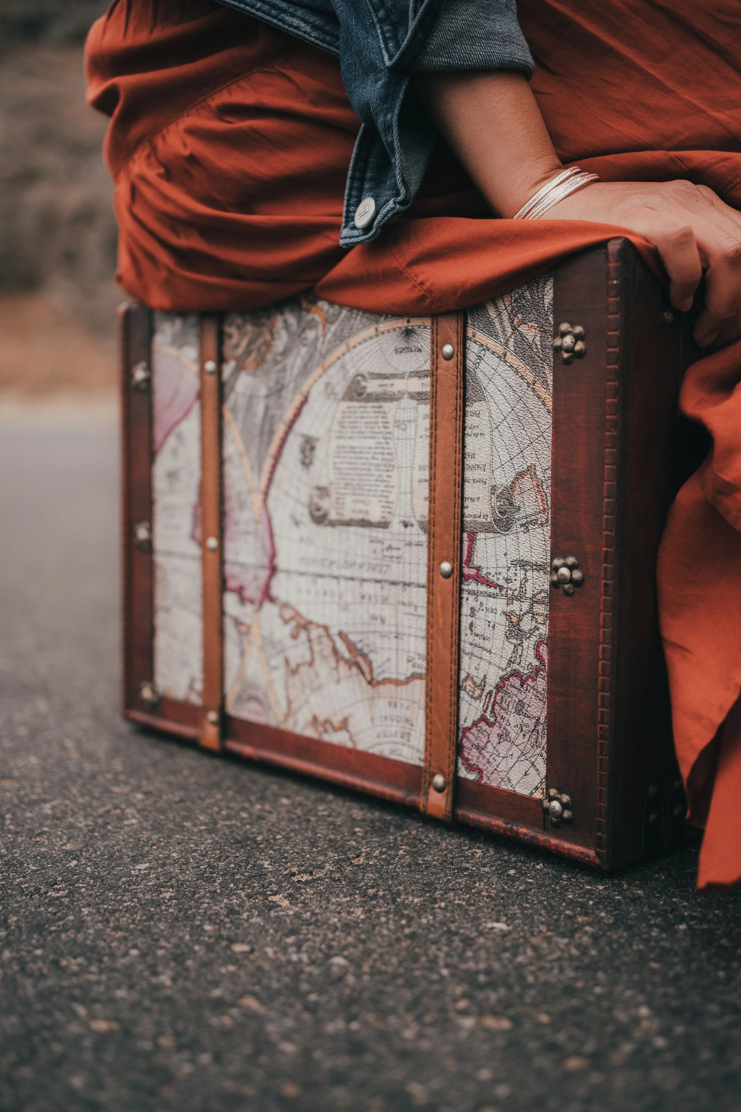 Travelling to the UK With Medication 2026. The Rules, What to Carry and What to Do if Yours Is Lost or Stolen