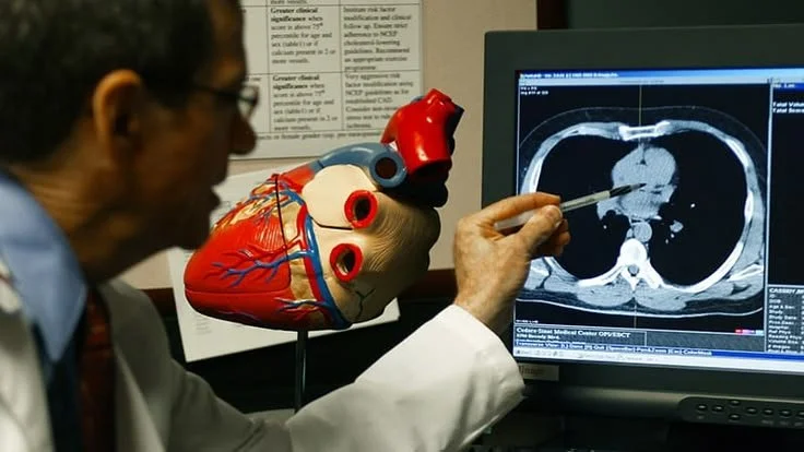 CT Coronary Calcium Score in London 2026. What the Number Means at 45, 55 and 65, and When a Score of 0 Is Not Enough
