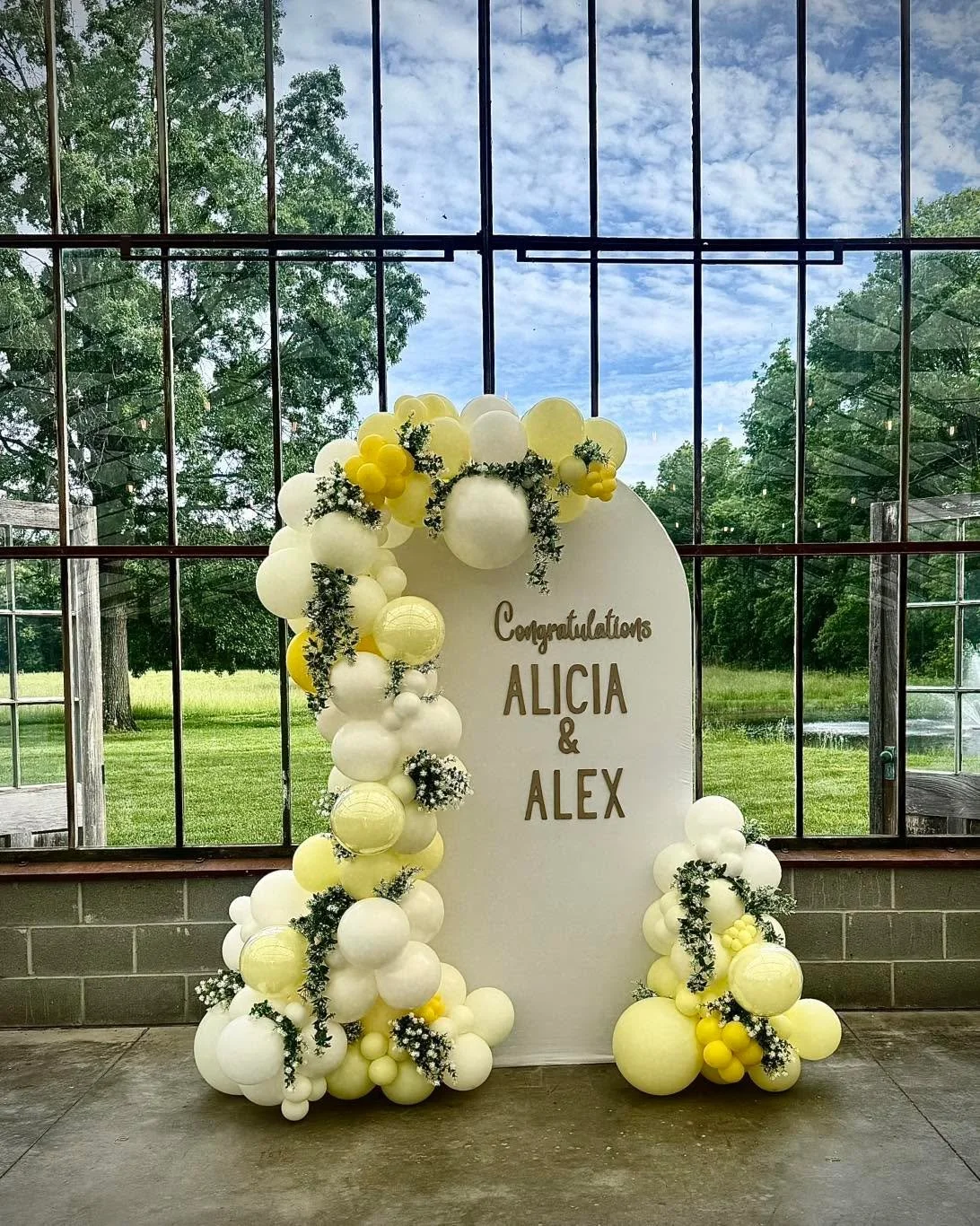 Summer celebrations just hit different. 💛🌿 

We still have a few openings in June, but they are filling quickly! If you have an event coming up and would love to take decor off your to-do list, send us a message. 😉 
#decor #centralohio #balloons #