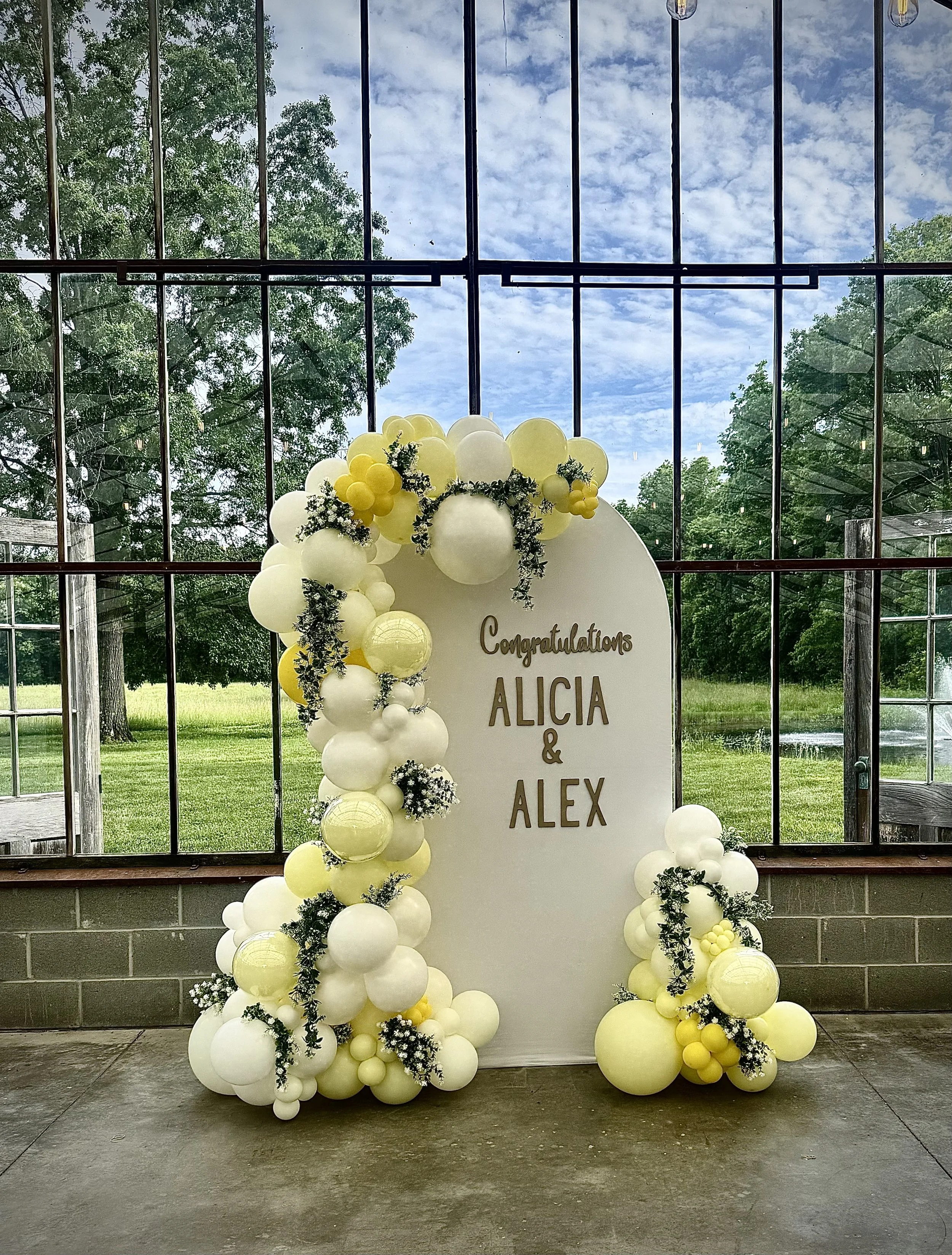 BACKDROPS WITH BALLOONS
Single Arch Backdrop — starting at $425
Double Arch Backdrop — starting at $550
Triple Arch Backdrop — starting at $675
Includes backdrop, balloon coverage, delivery, setup, and teardown. 
Custom wood decal +$25.
Images may sh