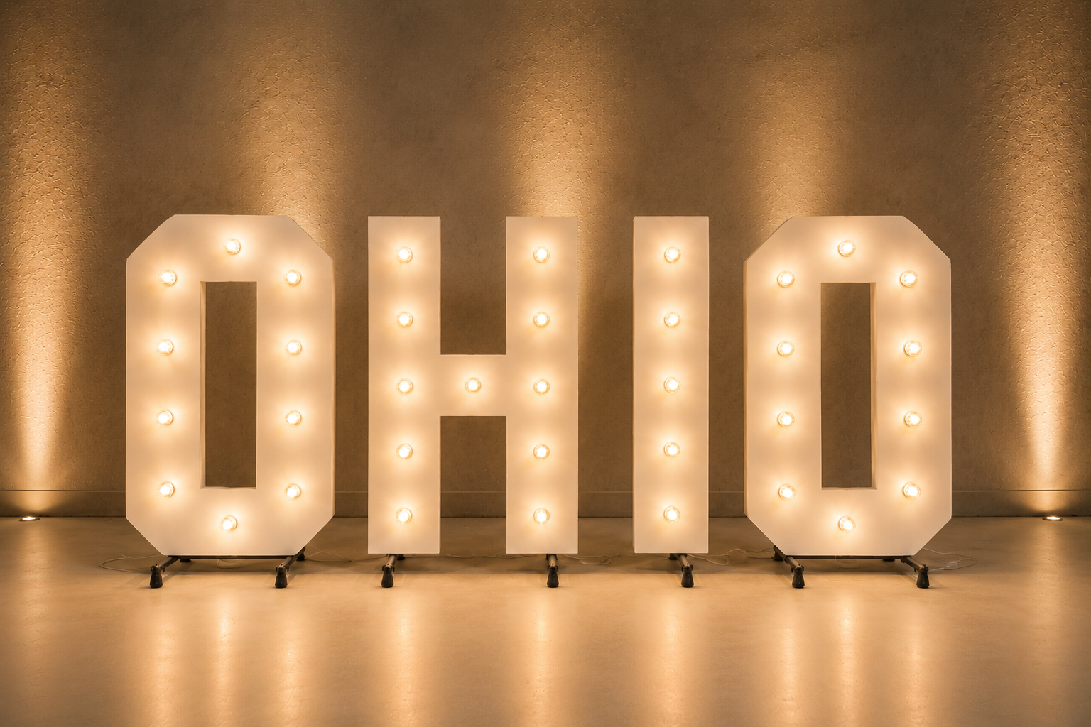 MARQUEES
Light-up marquee letters and numbers 
$70 per character
Available as standalone rentals or paired with balloon styling. Balloon styling is custom quoted based on the design.