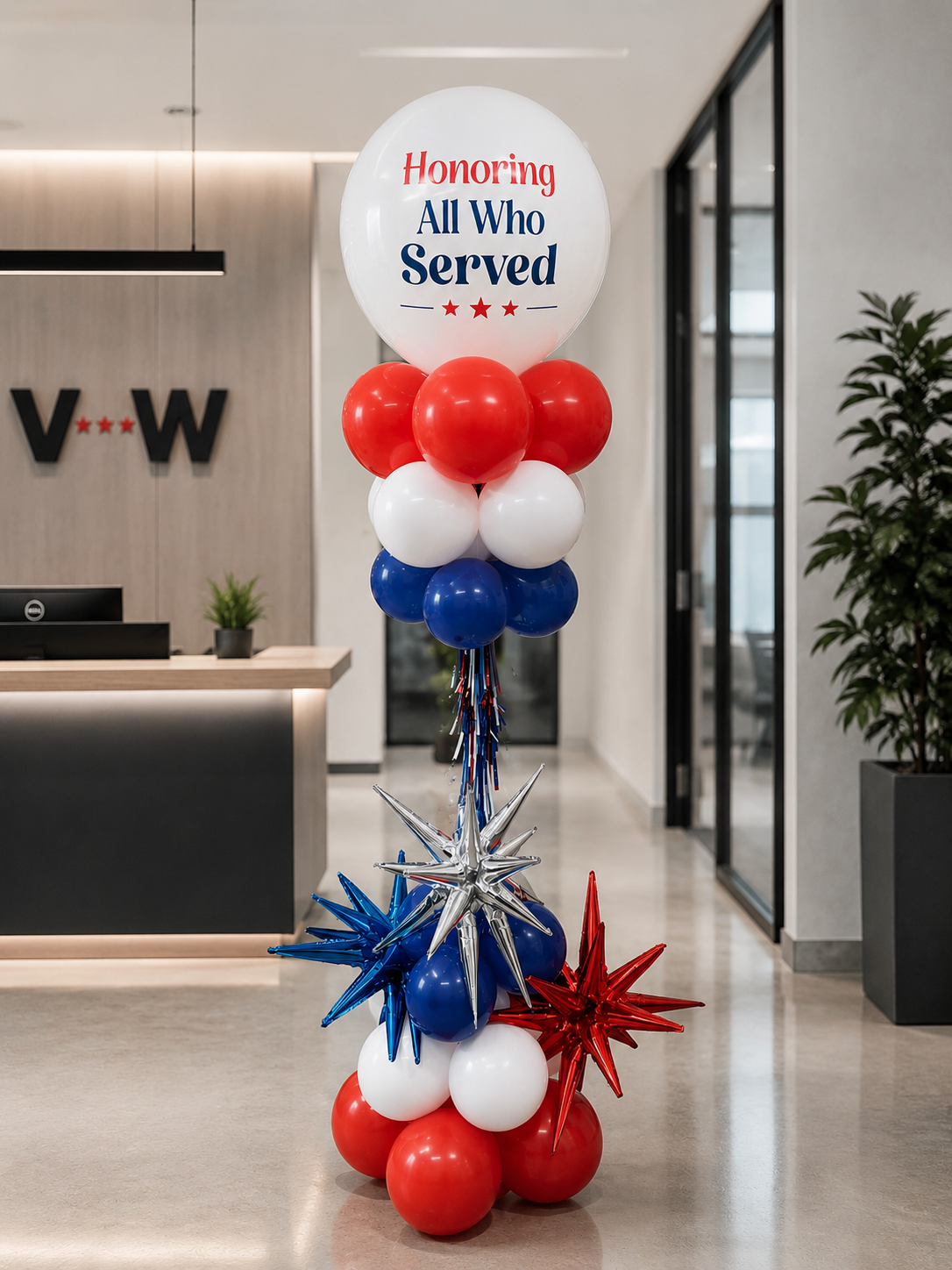 PARTY COLUMN 
Starting at $150
A playful, organic statement column with varied balloon sizes and decorative styling. Images may show optional upgrades.