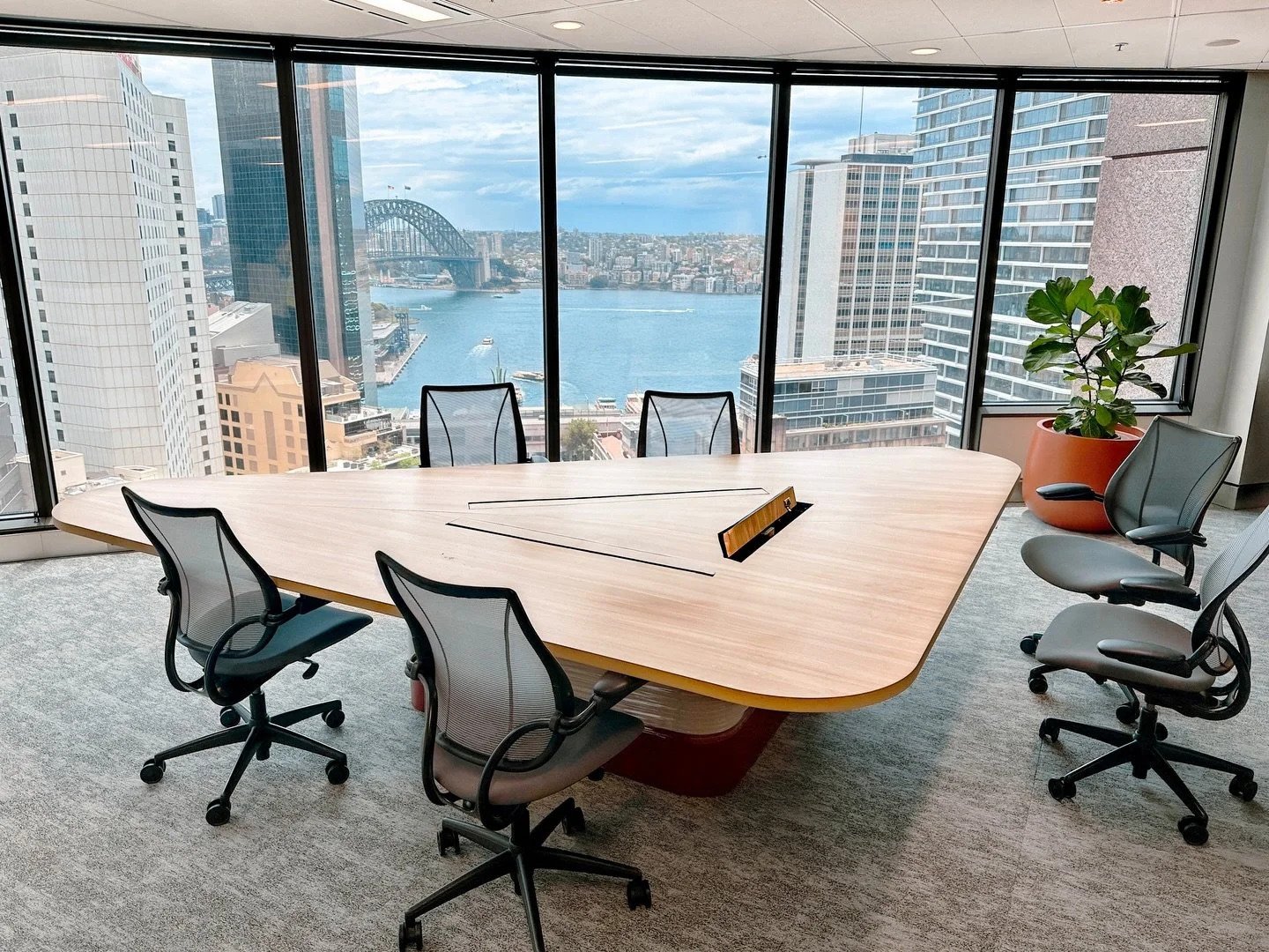 A perfect meeting table for a perfect view, and on a Friday. 🌆 
We&rsquo;re very proud of this meeting table crafted for this project.
.
.
#joinery #joinery #sydney #cityview #work