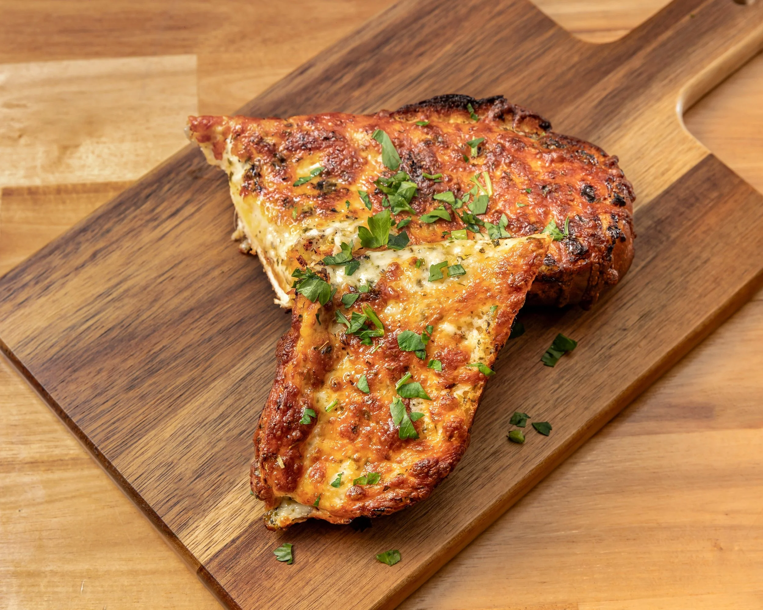 Trattoria Morphett Vale_Cheesy Garlic Bread_2880x2304.jpg