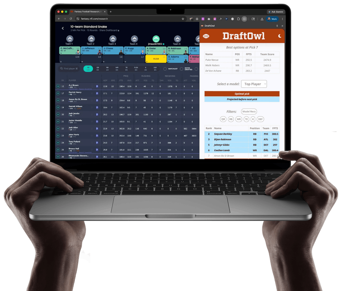 Fantasy football draft tool, including player stats, draft options, and team rankings.