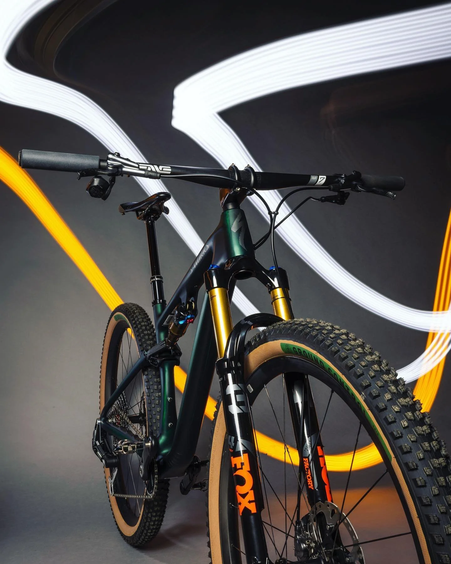 New Bike Day over at the studio.  We figured a few beauty shots were in order.  Thanks to @rocky_mountain_wheelworks for putting the @iamspecialized S-Works Epic Evo together.  Stoked to get the ol&rsquo; race bike dirty now! 

#epicevo @iamspecializ