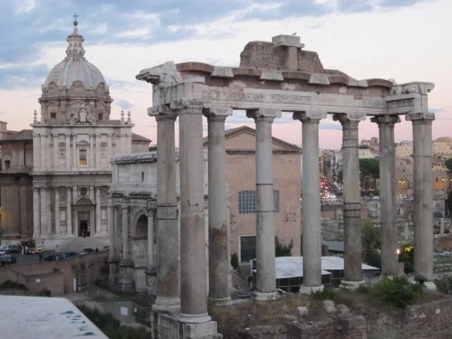 Italy - Stranger Danger! An Engagement! And an Aborted Takeoff!