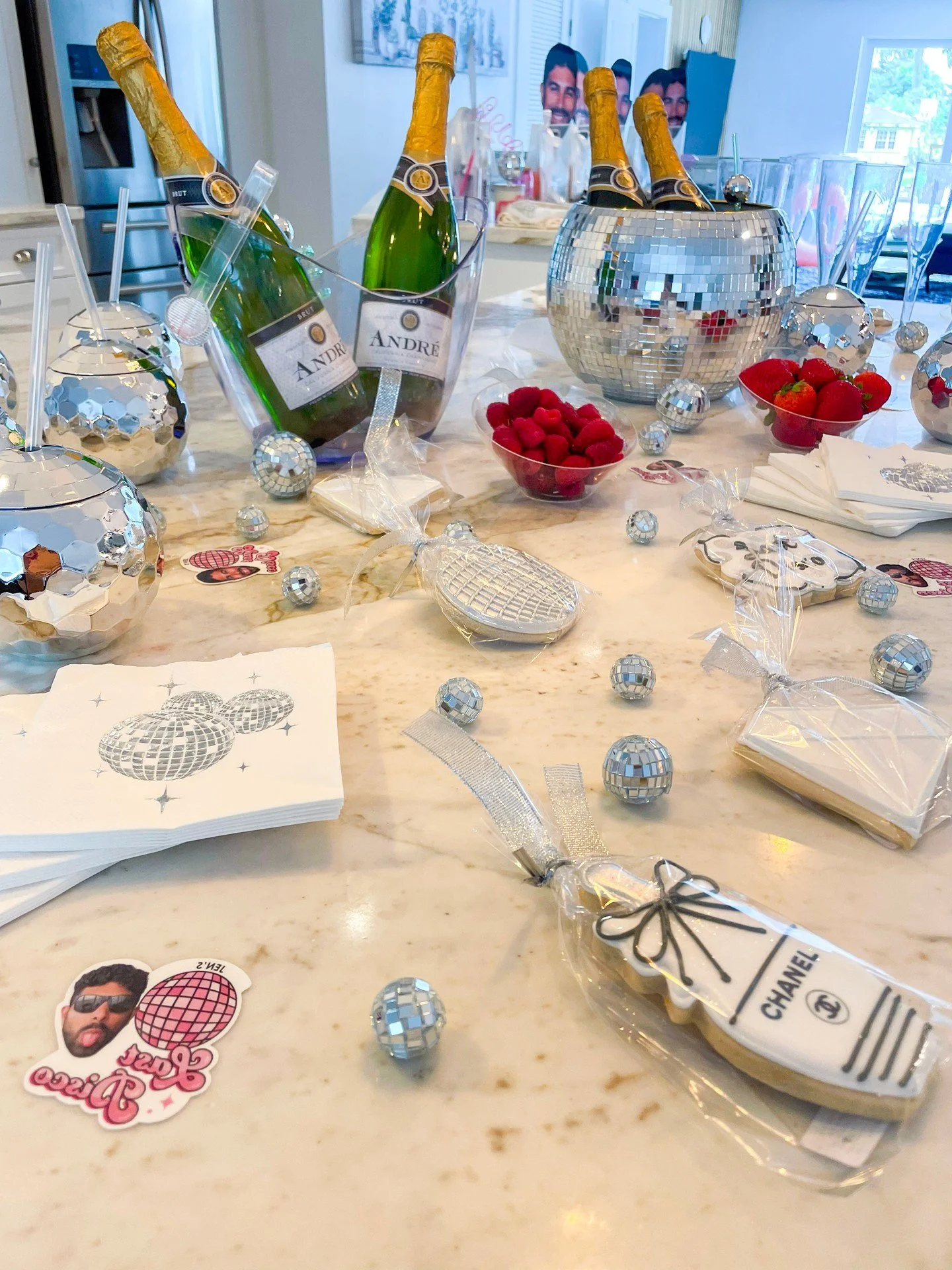 This is the part no one wants to plan. And the part everyone remembers. Bachelorette details, done right.

#BacheloretteParty #BachelorettePlanning #LuxuryBachelorette #BachMe