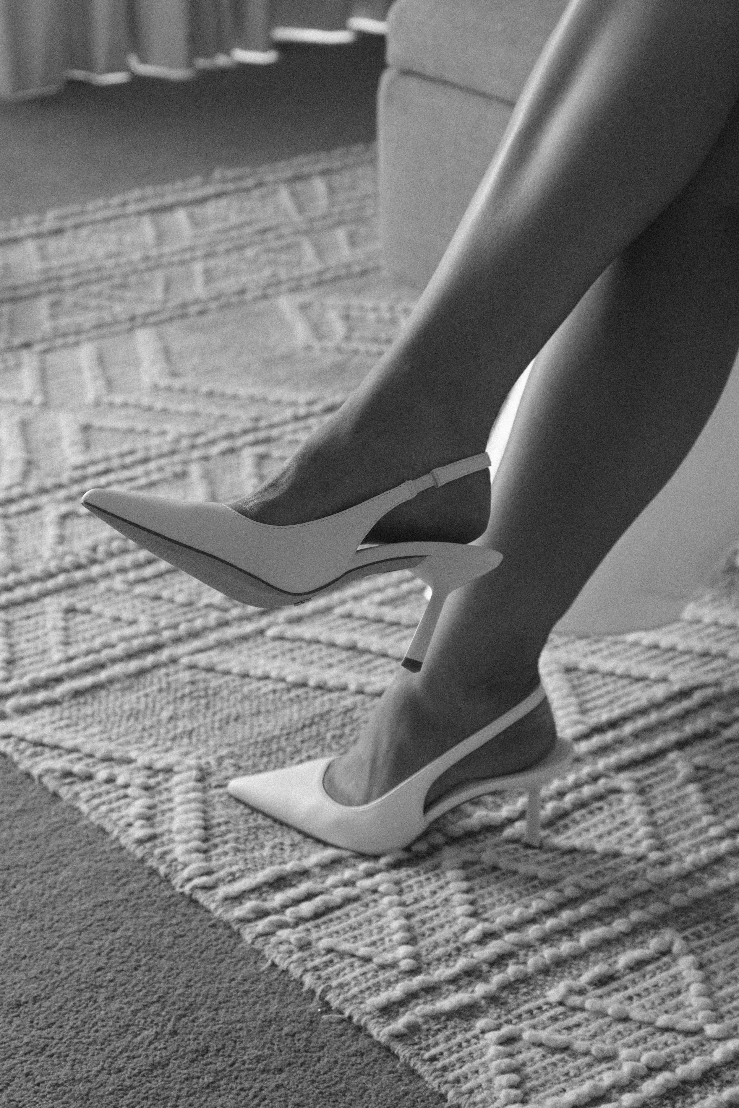 JE Wedding b&w-8.jpg
