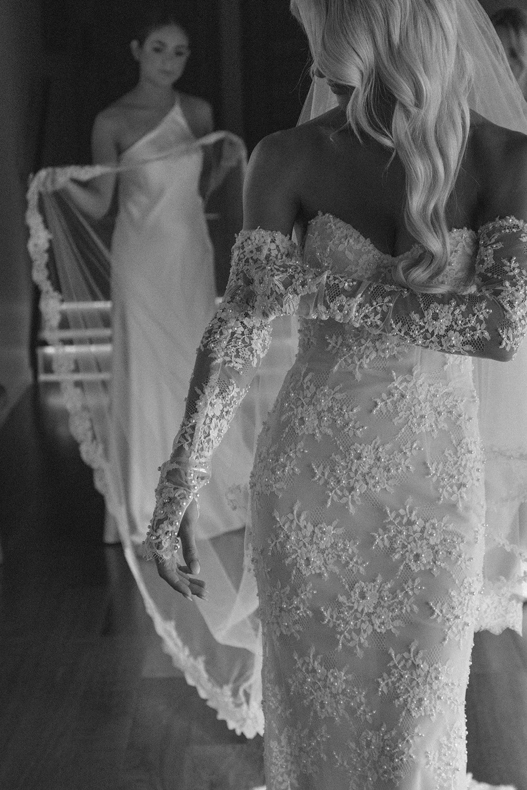 CJ Wedding b&w-77_websize.jpg