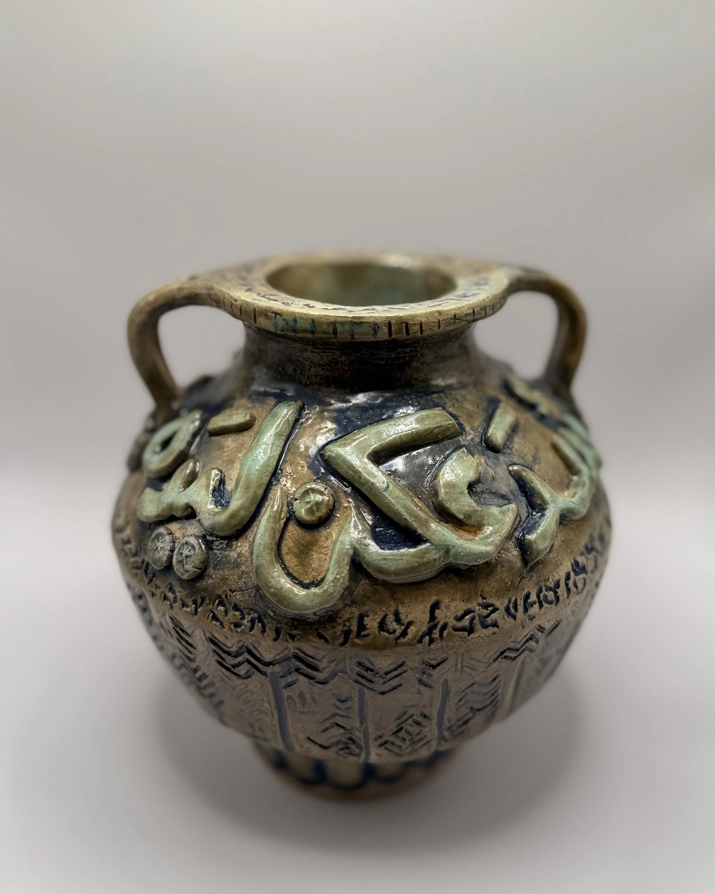 Sedangkan Lidah Lagi Tergigit