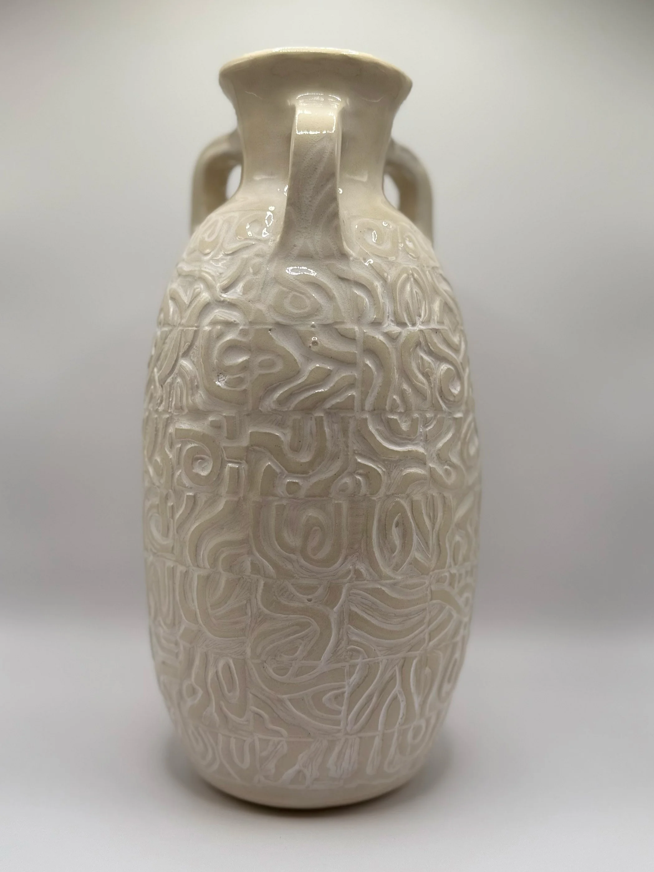 Journeys Vase - White Textured - Nazerul 2026.jpg