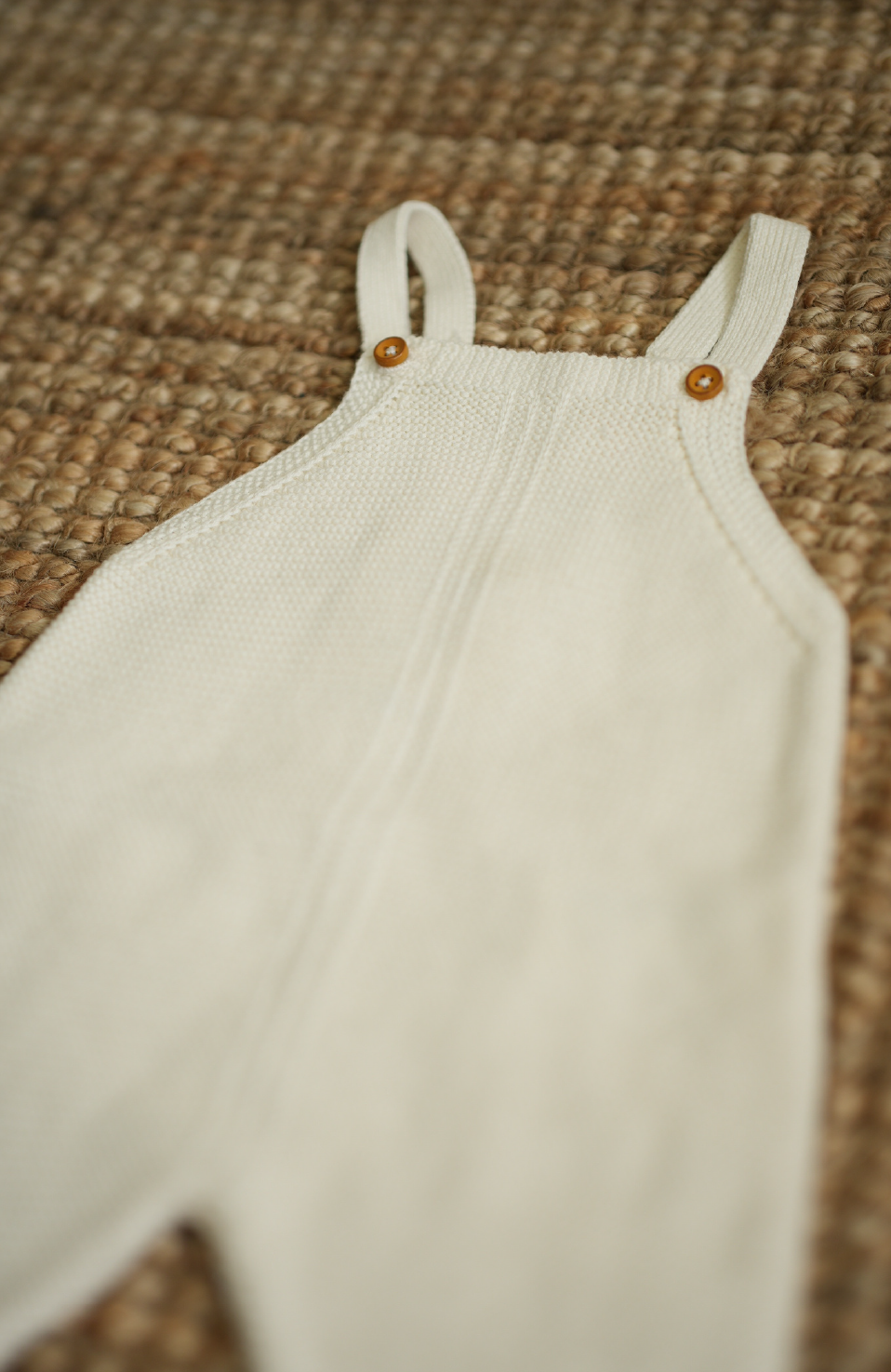 Knit Suspender Pants 2.png