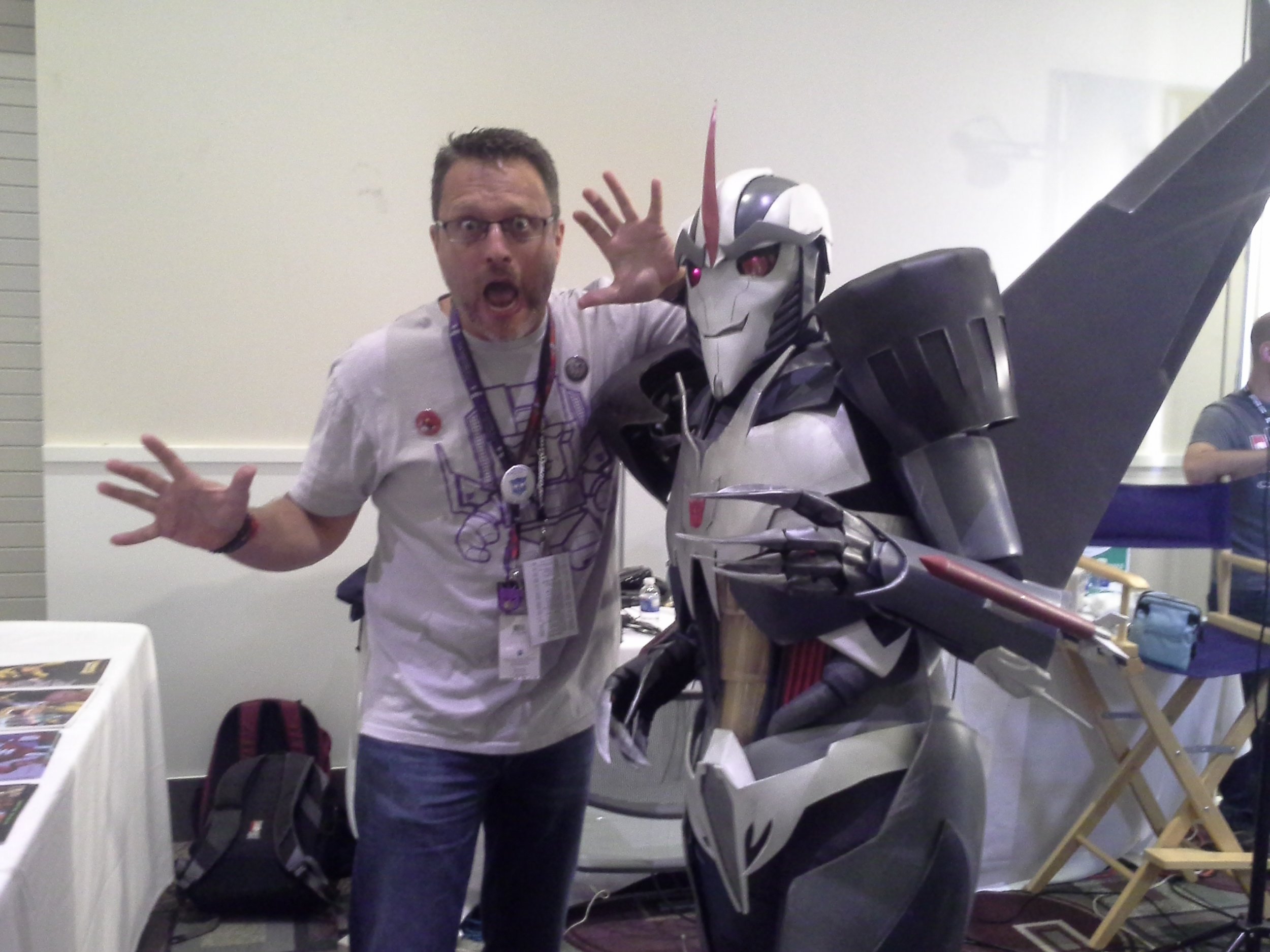 steve blum starscream cosplay botcon.jpg