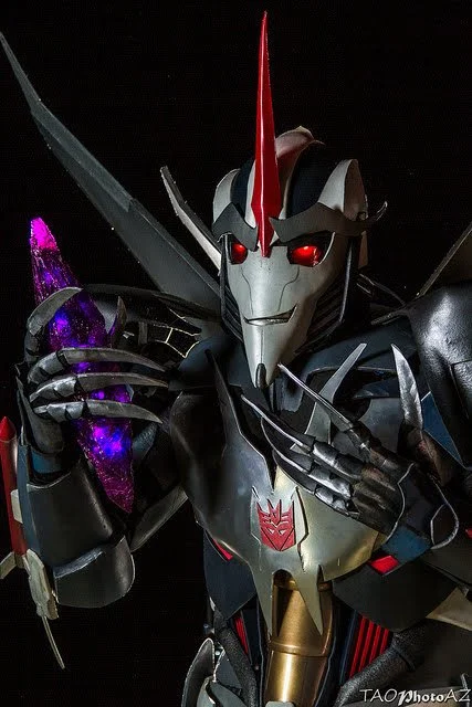 Starscream dark energon tfp cosplay.jpg