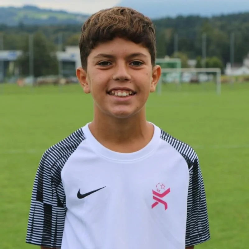 ESLA_Profilbild_Flügelspieler_Dorian_Cubi