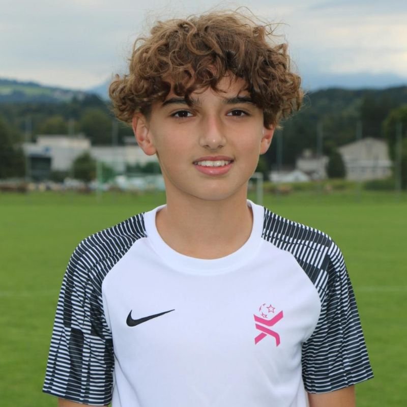 ESLA_Profilbild_Stürmer_Edon_Lulaj