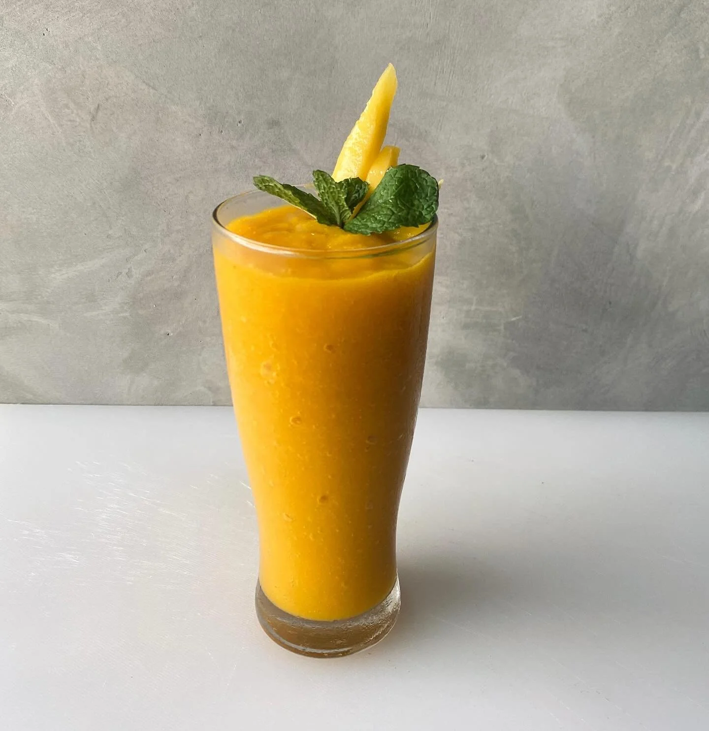 ✨ Flex Kitchen &amp; Living | Canggu, Bali
Where wellness meets taste 🌿

Fresh cold-pressed juices, crafted daily:
🥭 Mango glow
🍉 Watermelon blush
🥬 Green calm
🥕 Root revival
🍍 Tropic gold
✨ And many more&hellip;

100% natural. Always nourishin