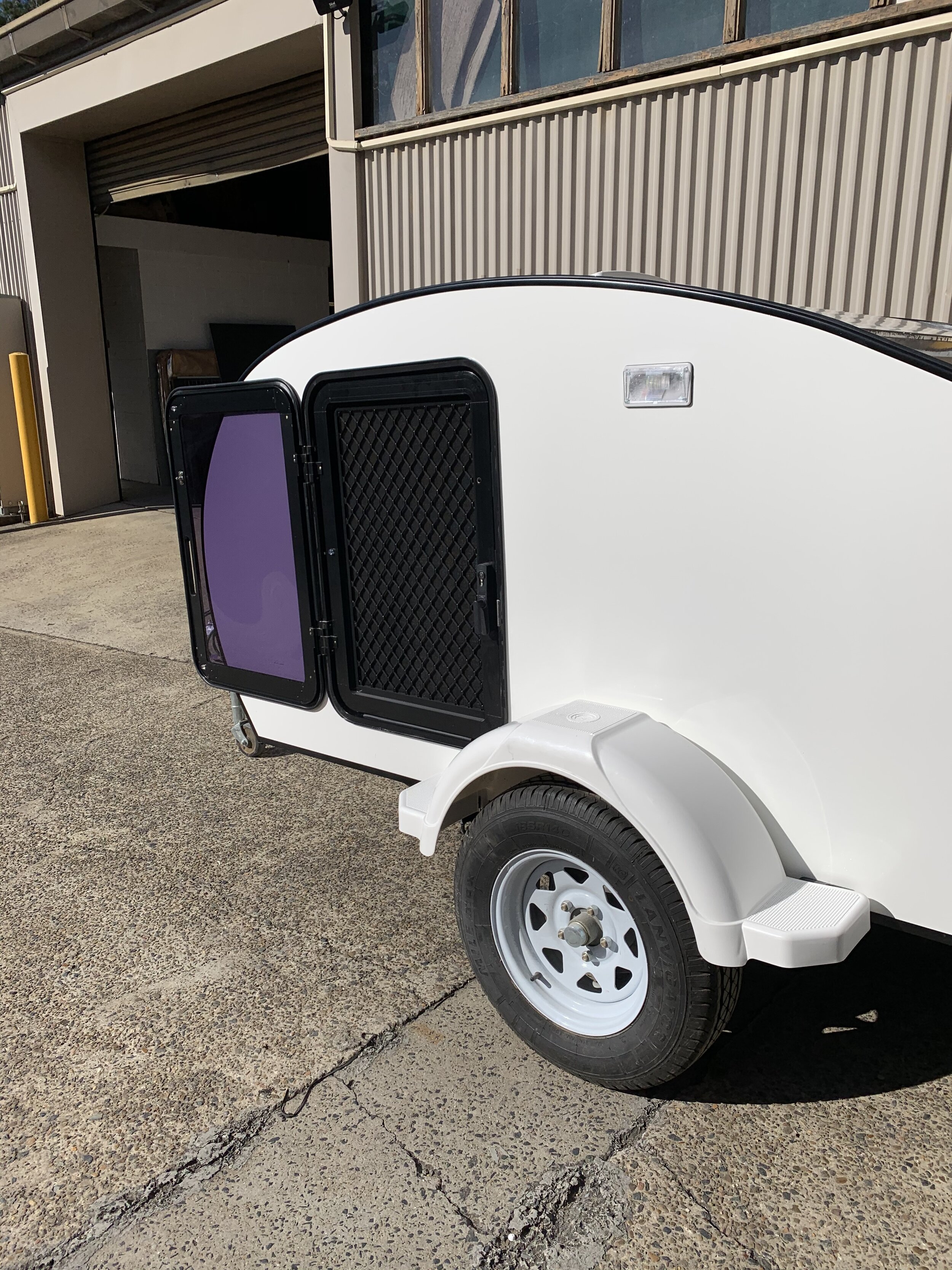 smidge-tear-drop-camper-dash.jpg