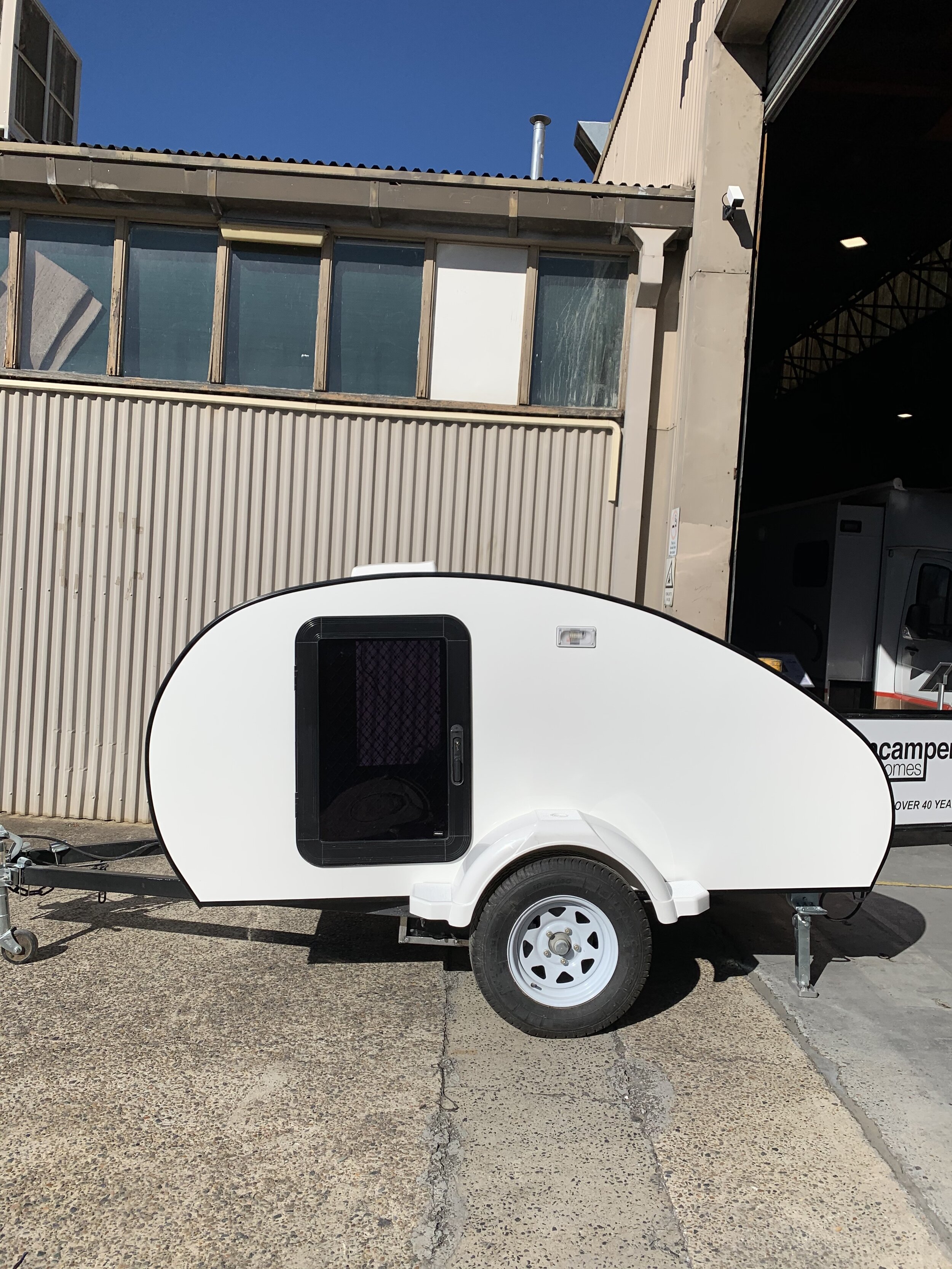 smidge-teardrop-camper-dash.jpg