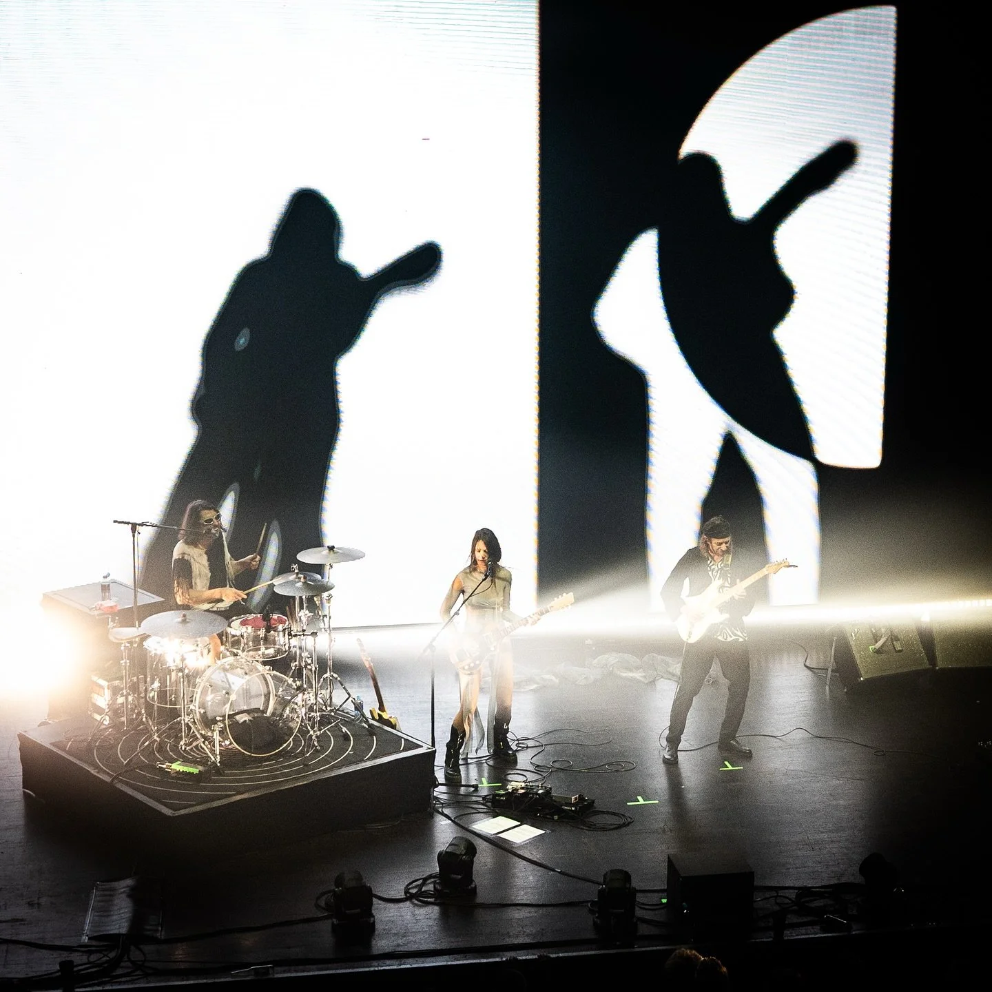 ((Echo)) Visual Shows!  tonight Groningen,  there are some tickets left so get them last minute ! tomorrow @doornroosjenl SOLD OUT , and saturday @muziekgieterij.nl Maastricht ! we love making this dream real and can&rsquo;t wait to see all of youuu 