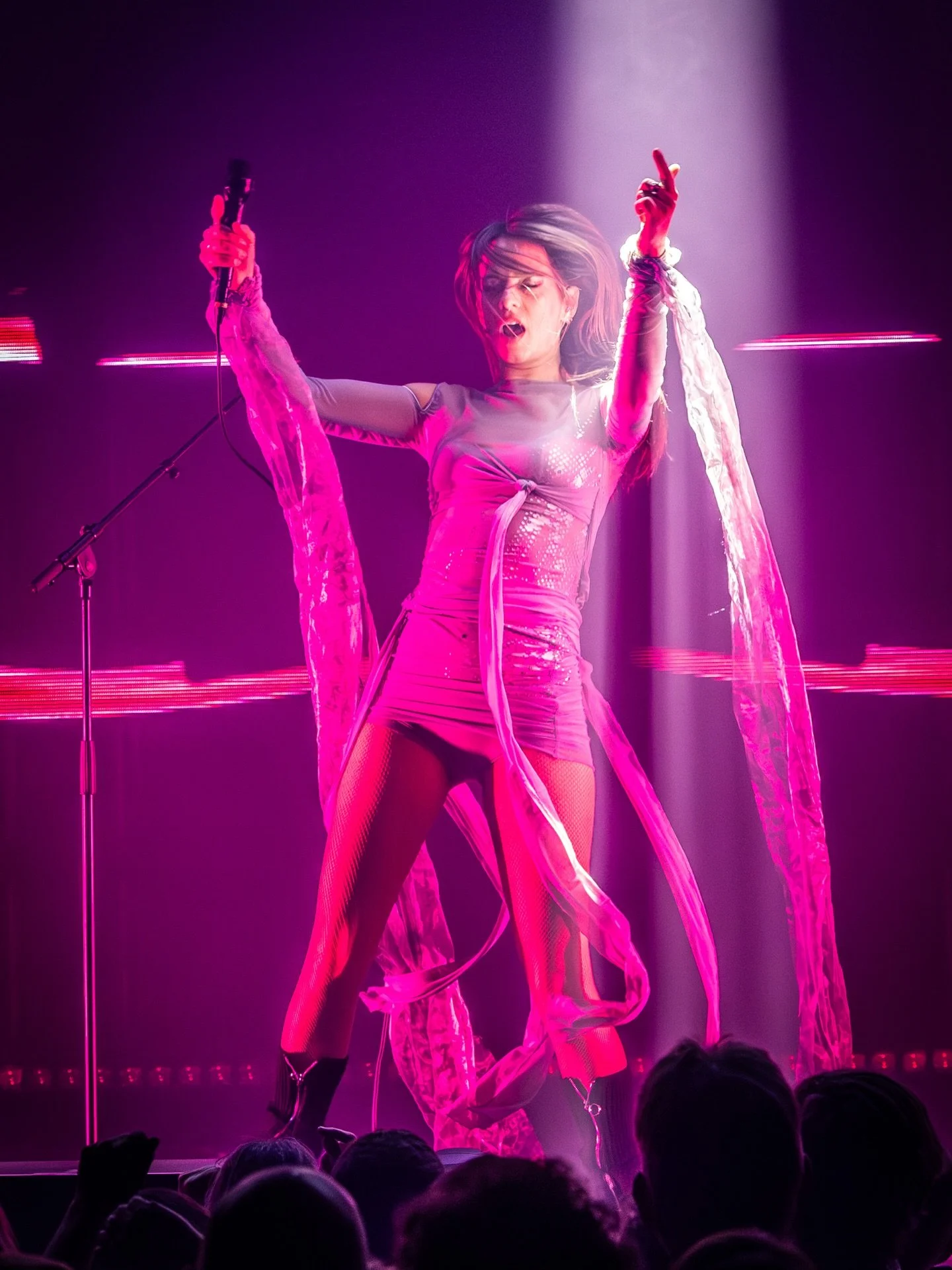 Three Pieces of psychedelic Techno Blues , the Trinity ;)))) we are having nothing but good times this tour thanks to all your amazing energy ❤️ tonight Leeuwarden and next week we have the final two shows : Leiden (sold out) &amp; Bergen op Zoom 

?