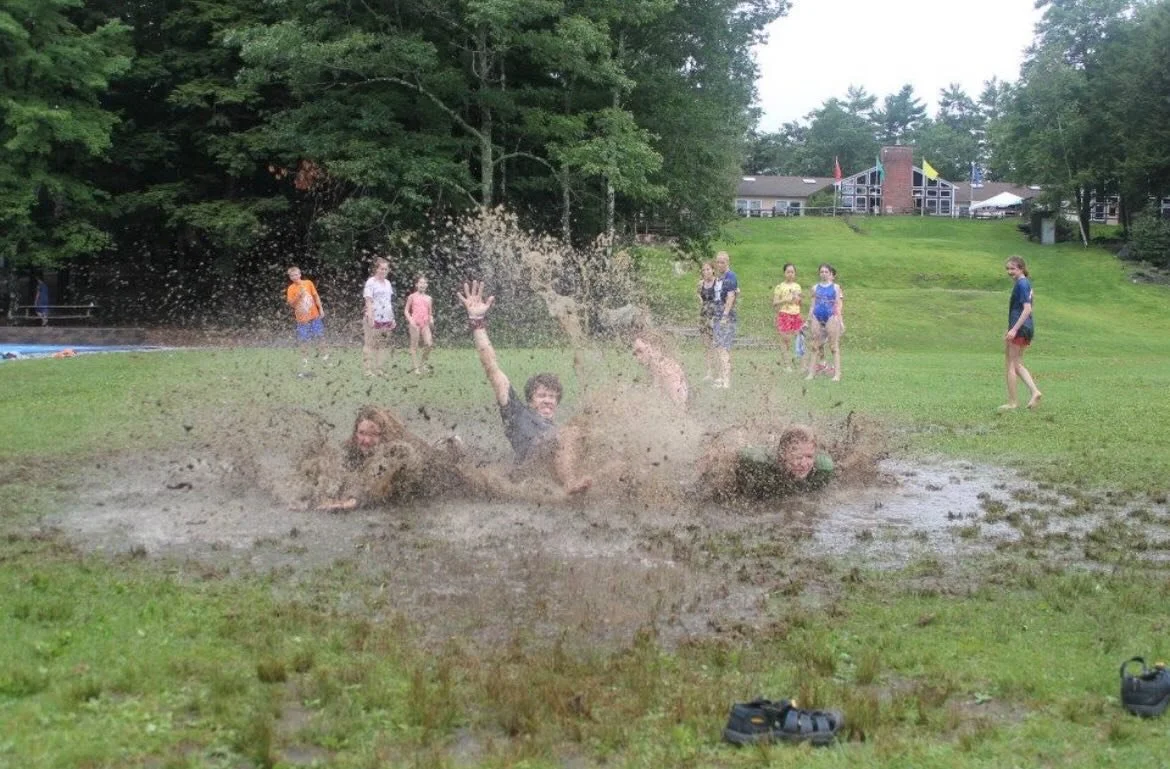 Make a 💧splash this summer with your fresh B40SC Merch and don&rsquo;t forget to send us a pic! 🗓️ On another note&hellip;We have under 125 days until the 125th Anniversary and reunion! We&rsquo;re looking forward to seeing old and new friends. Don