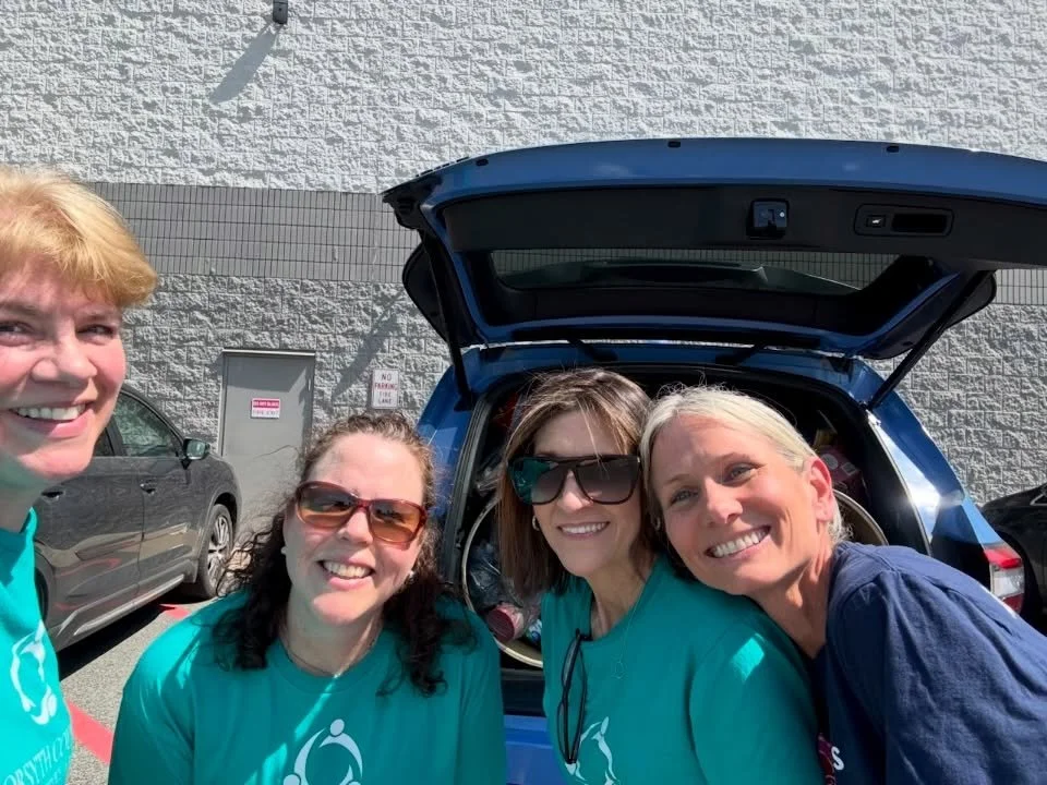 12 carts. One incredible community 💙

Today at Windward Walmart in Alpharetta, our members collected food + school supplies for @mealsbygraceorg and Pack to the Future - and you showed up in a BIG way.

Cash donations were turned into even more esse