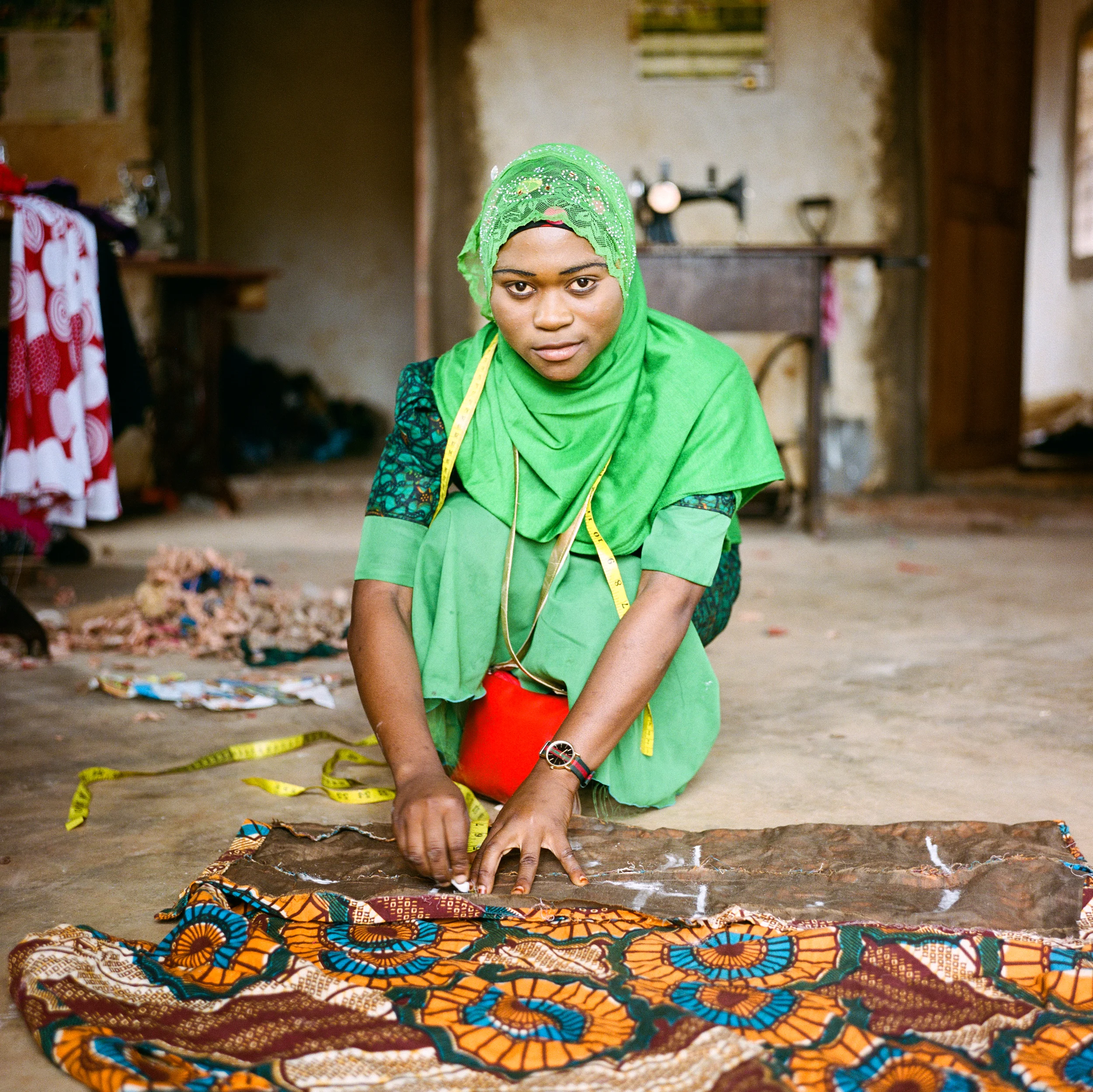 Amina. Die Nähwerkstatt in Michungwani.