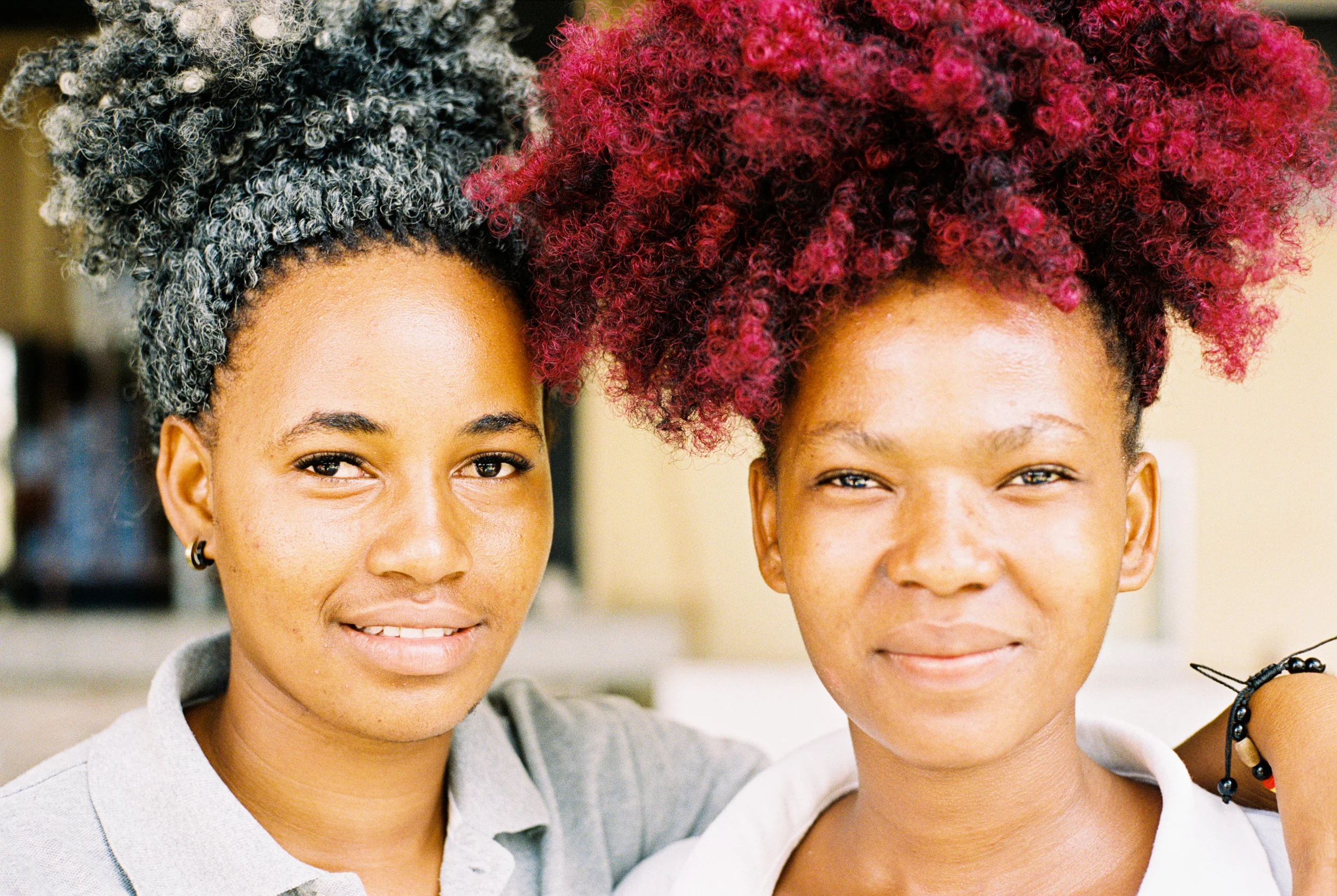 Kellnerinnen. Dar Es Salaam.