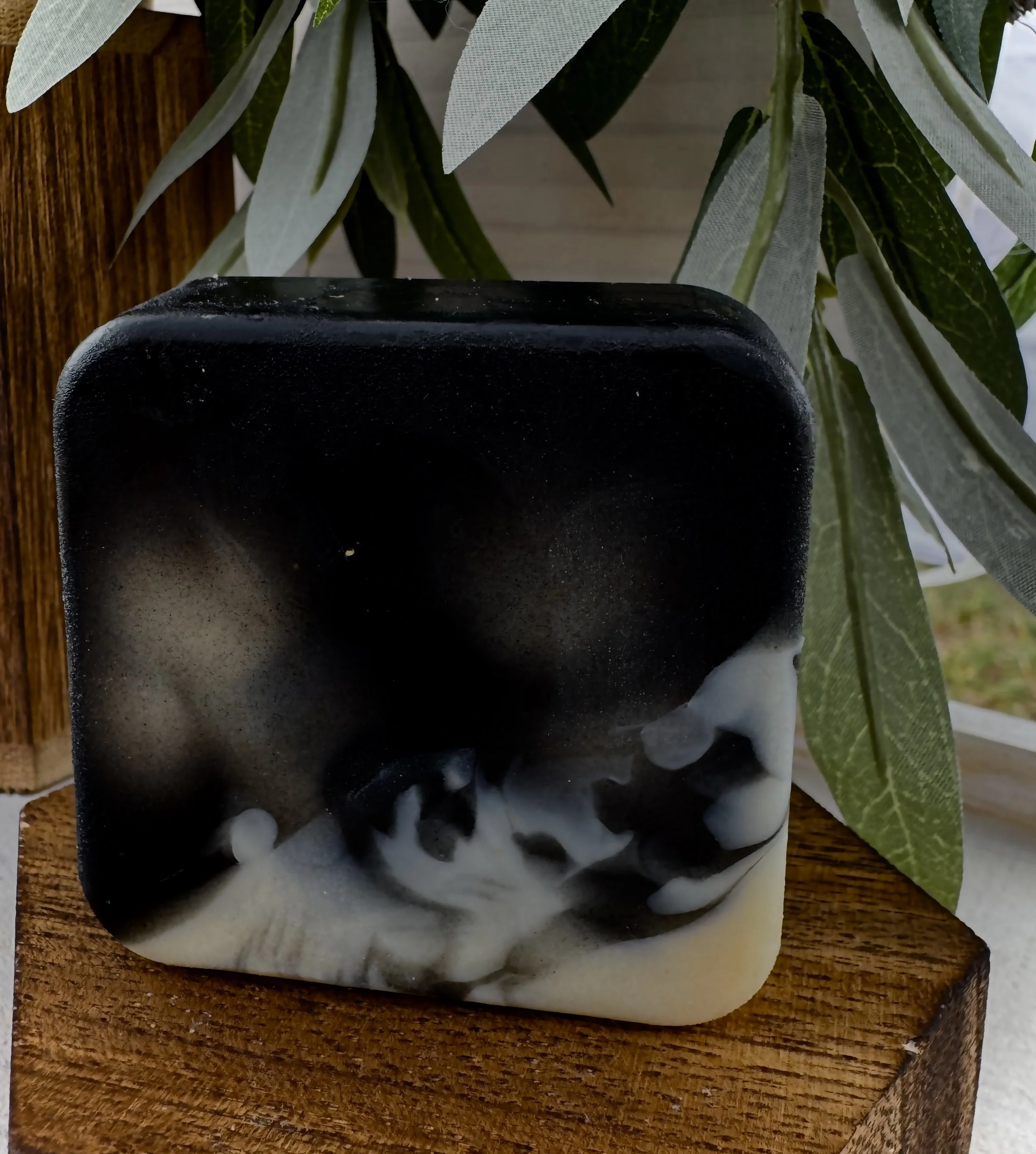 Marbled Charcoal Soap | Lemon & Honey