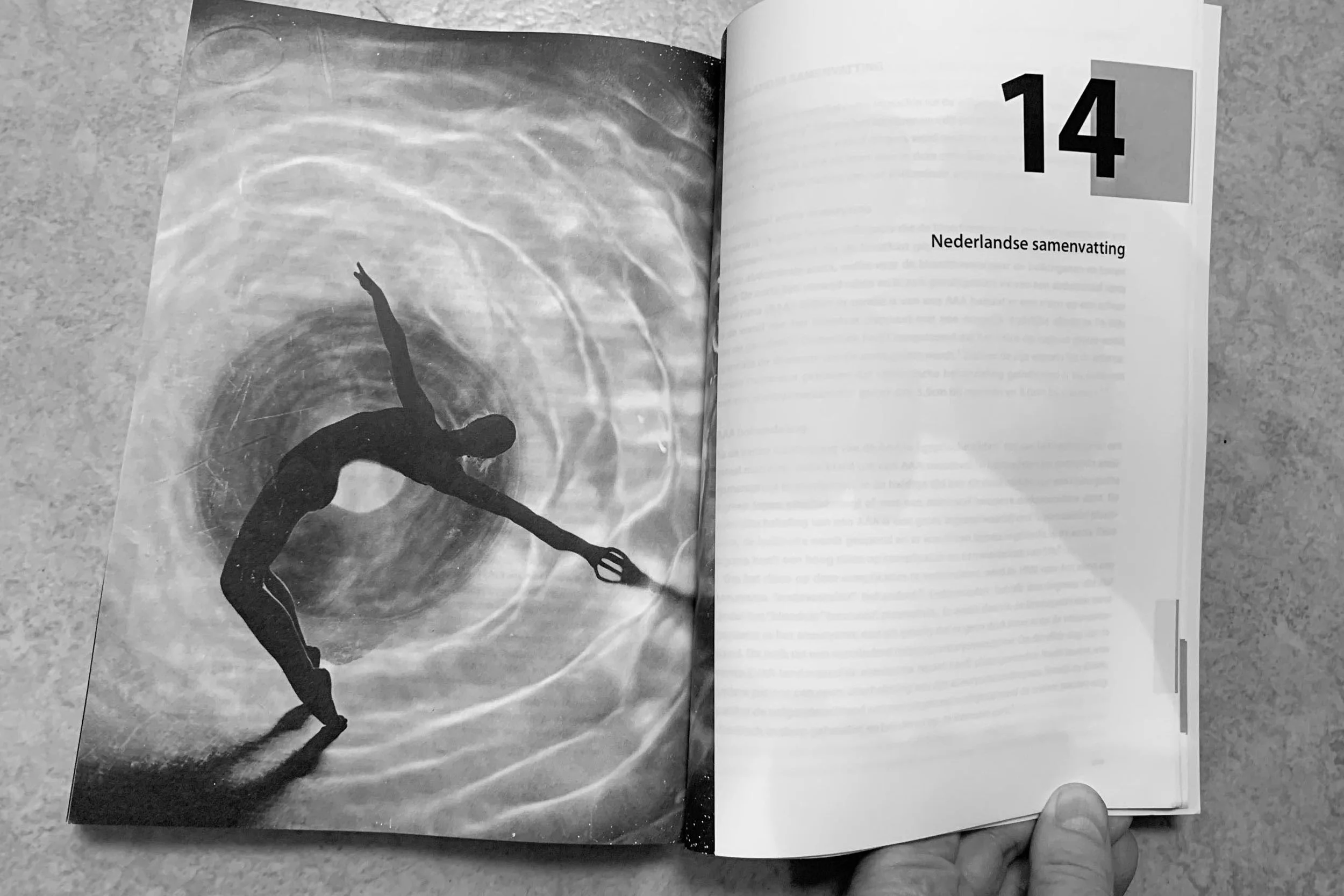 15_2021-09-28 17.59.59_inversespectrumBW.jpeg